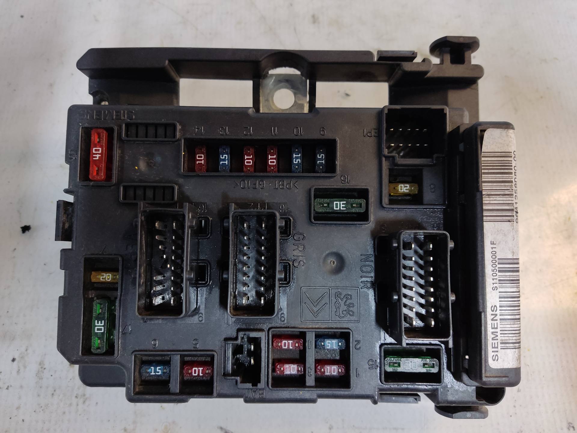 CITROËN Fuse Box ESTANTERÍA43 24894382