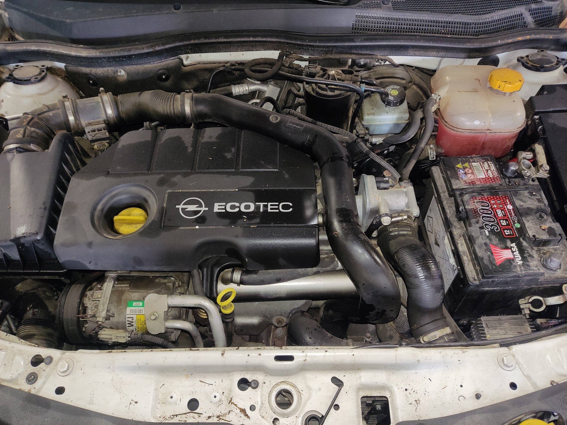 OPEL Astra J (2009-2020) Priekšējo kreiso durvju logu pacēlājs 13101480 24900886