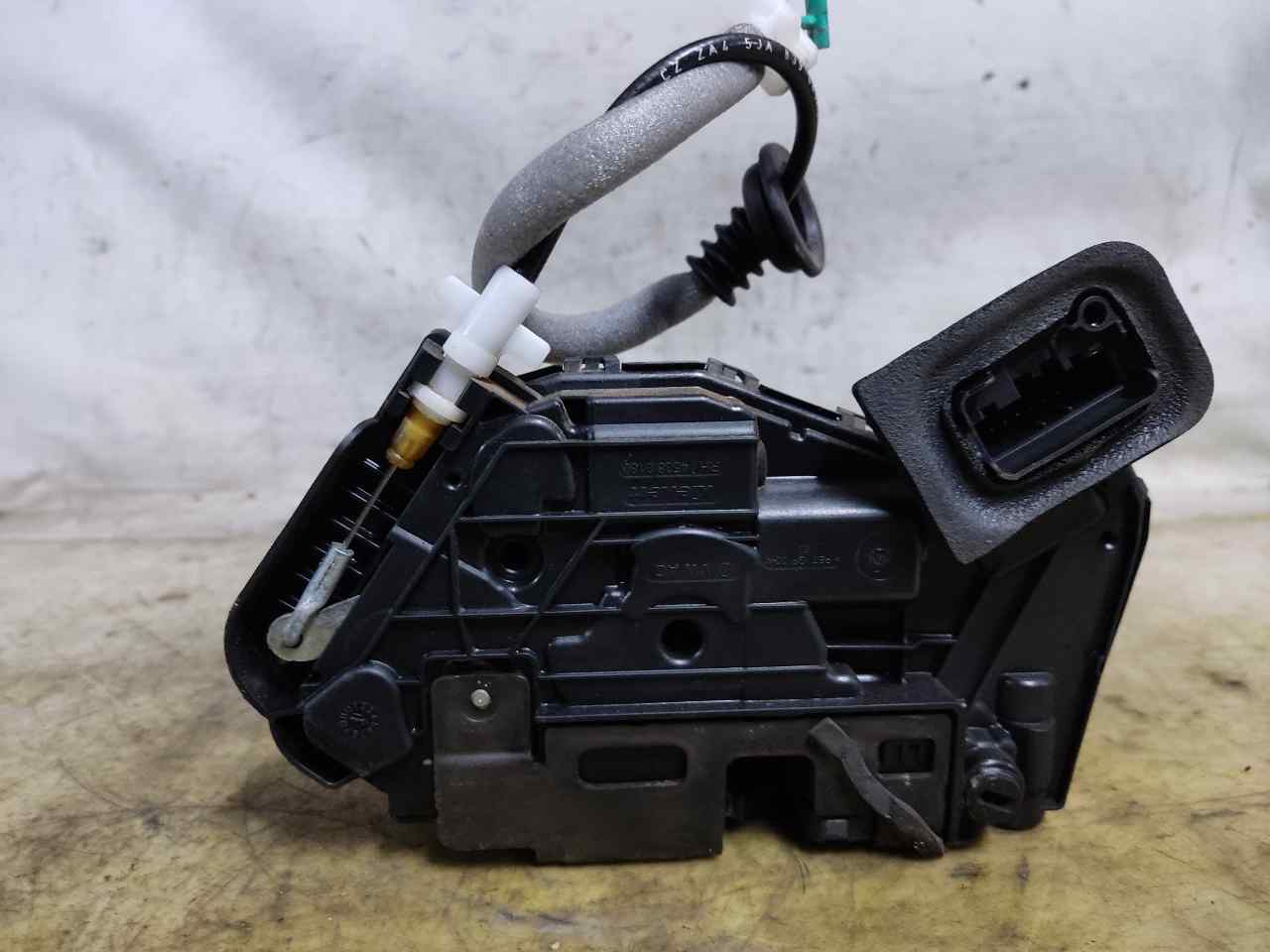 SEAT Toledo 4 generation (2012-2020) Rear Right Door Lock A6E5TA839016E 24900470