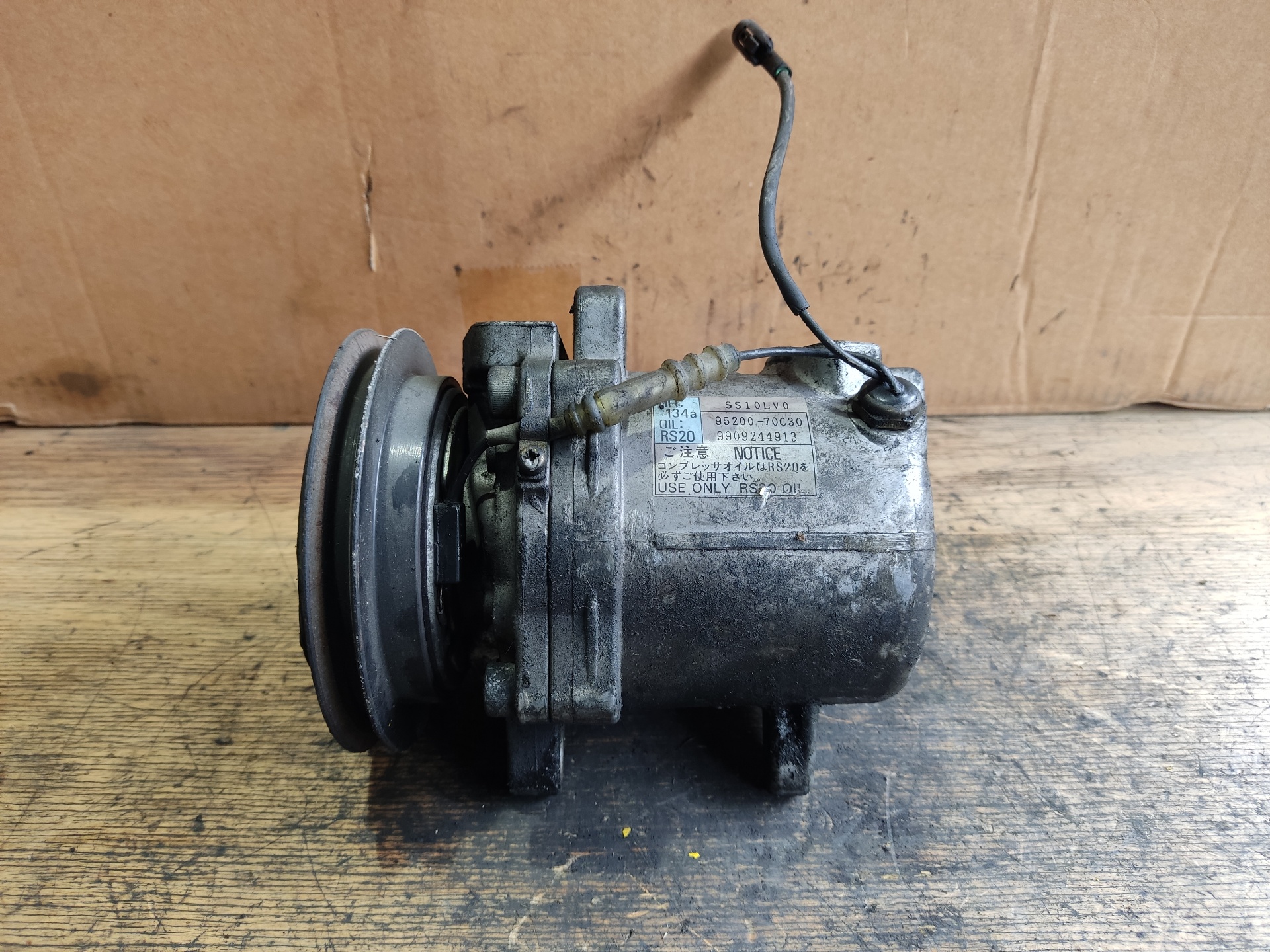 SUZUKI Air Condition Pump 9520070C30 24886527