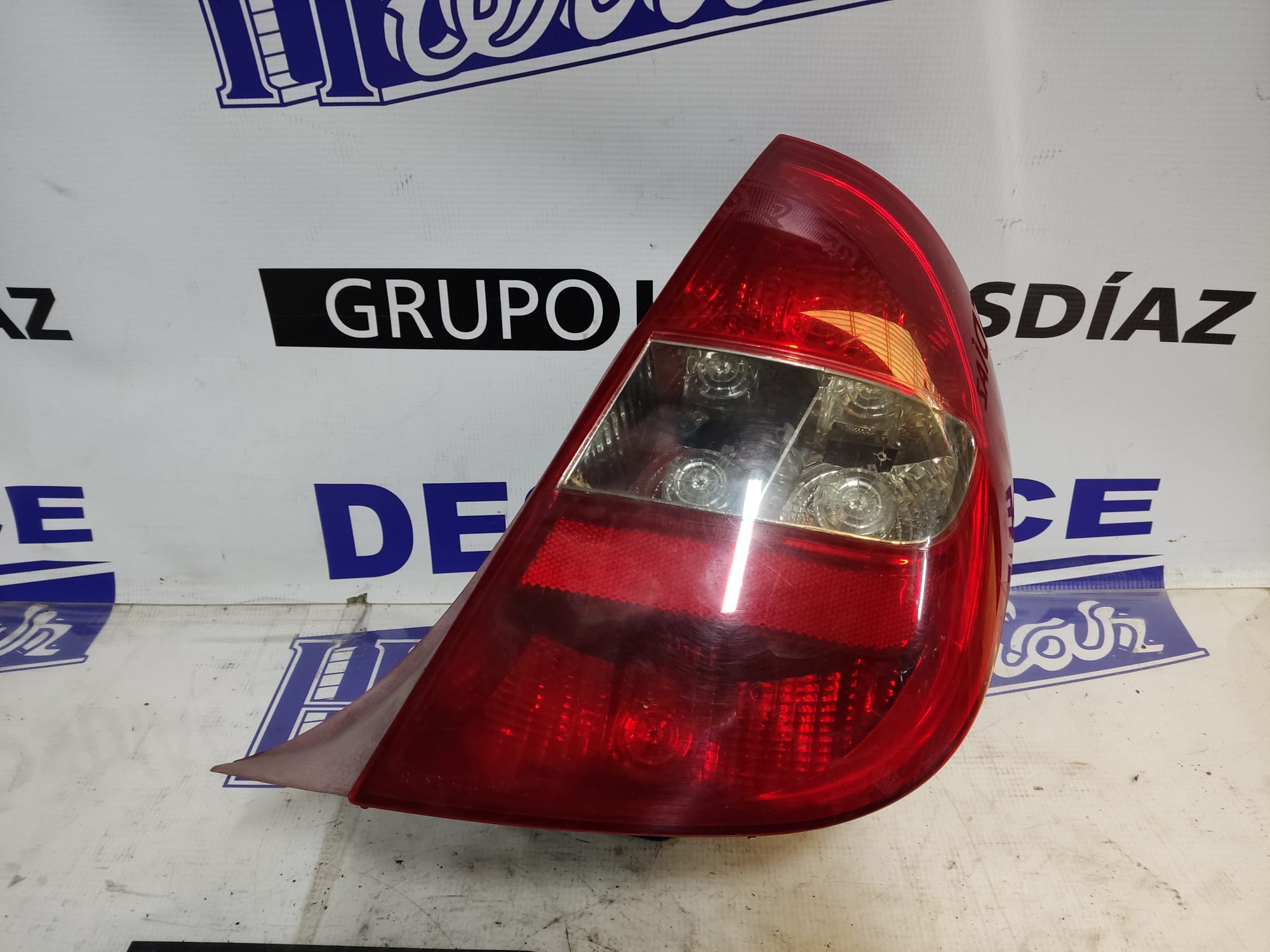 CITROËN 1 generation (2004-2011) Rear Right Taillight Lamp ESTANTERÍA30 24892610