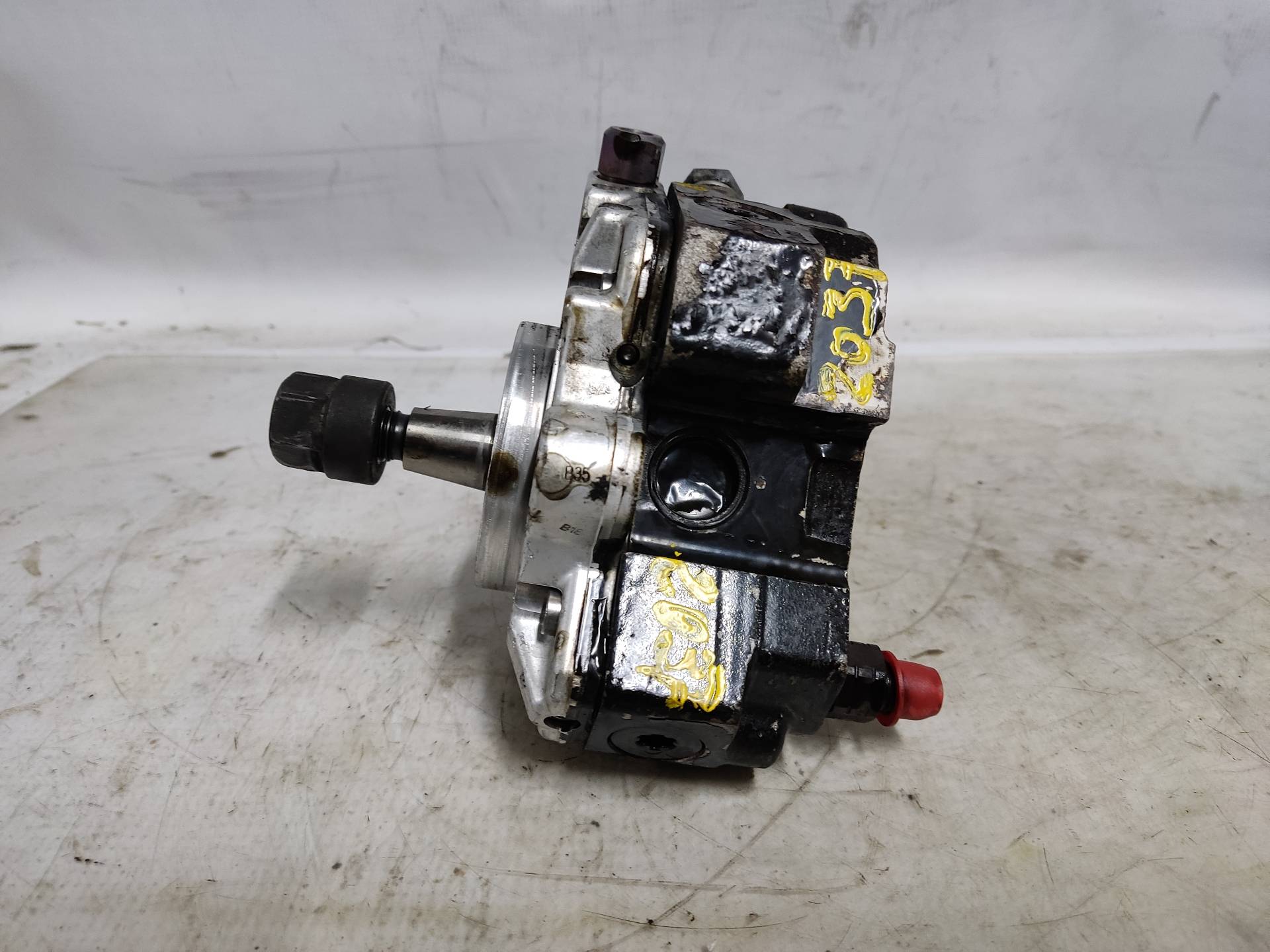 BMW 3 Series E46 (1997-2006) High Pressure Fuel Pump ESTANTERÍA86 24894821