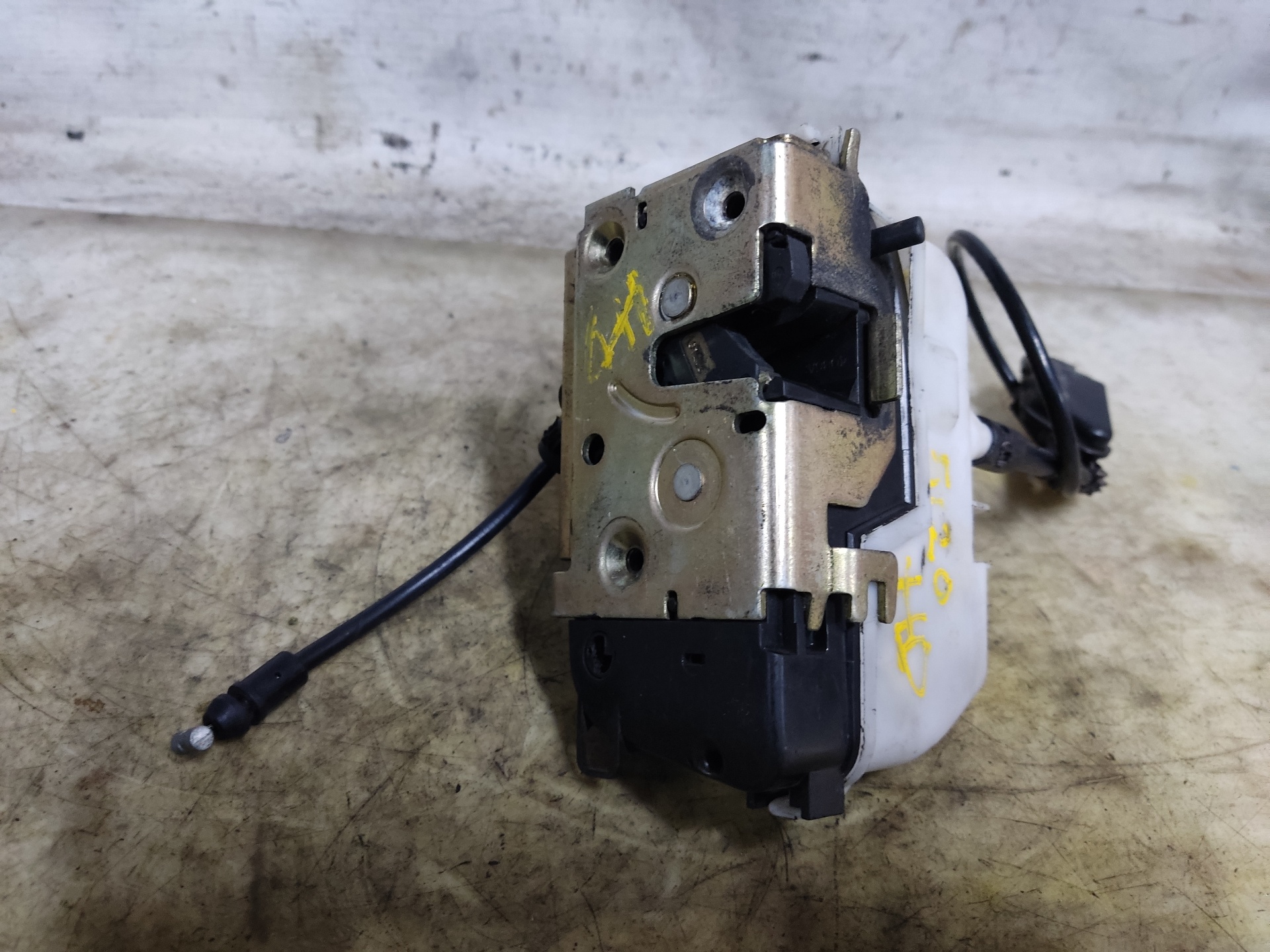 RENAULT Laguna 2 generation (2001-2007) Front Right Door Lock ESTANTERÍA53 24898003