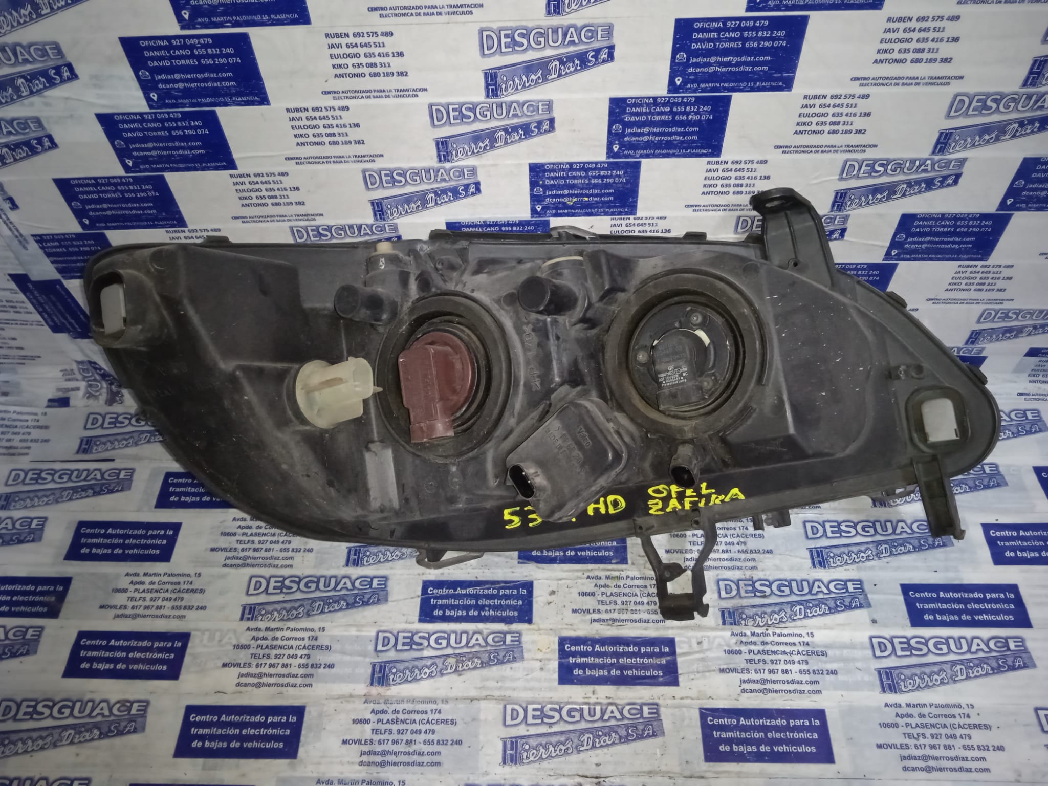 OPEL Zafira A (1999-2003) Front Left Headlight ESTANTERÍA2 24890534