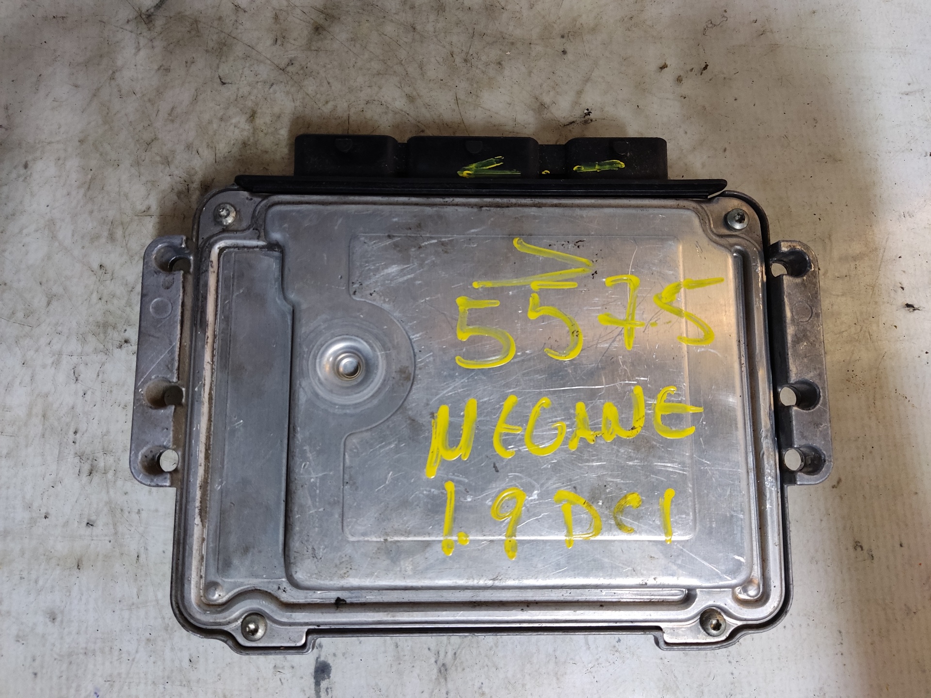 RENAULT Megane 2 generation (2002-2012) Engine Control Unit ECU 0281011390 24891780