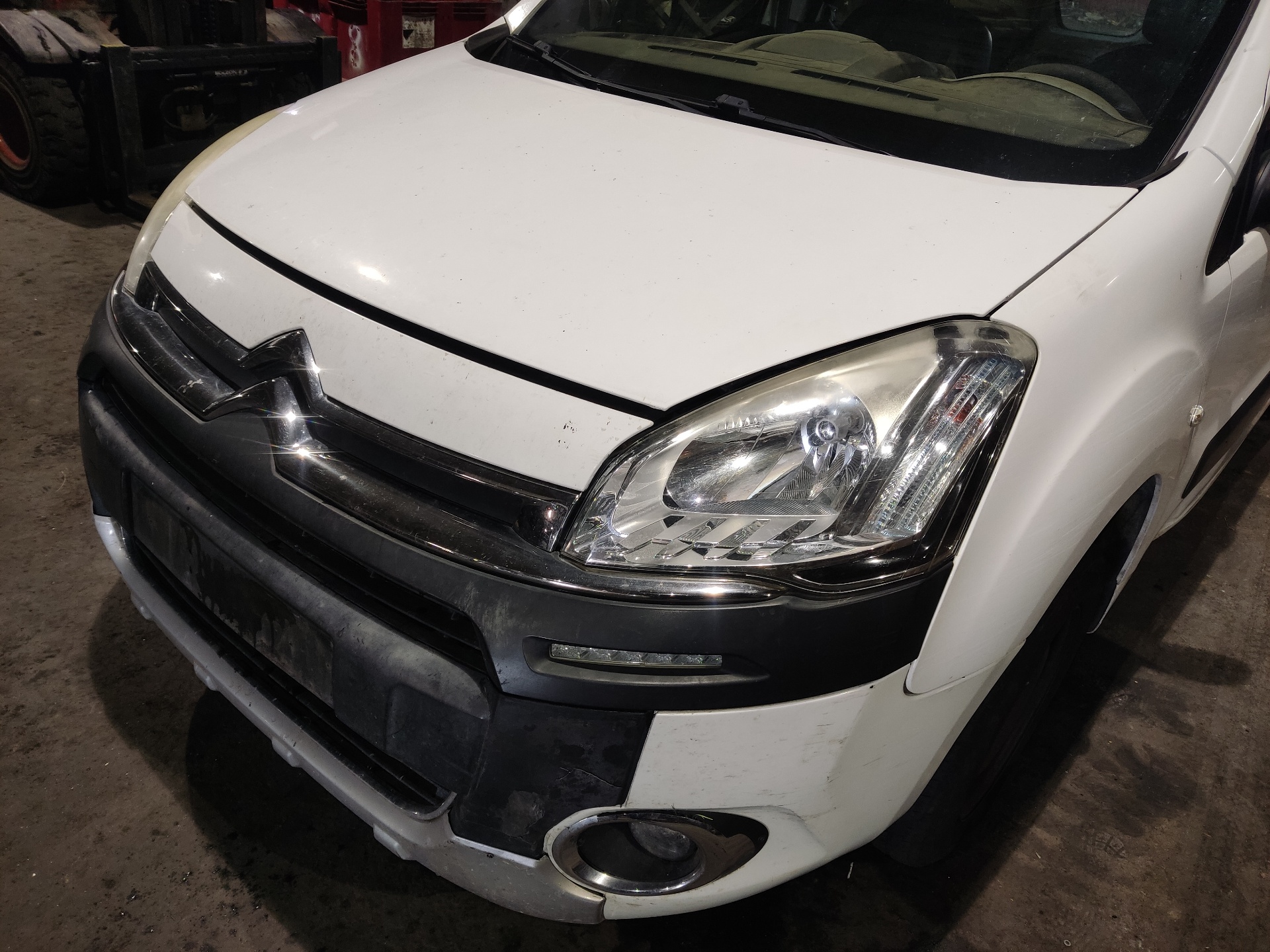 CITROËN Berlingo 2 generation (2008-2023) Фара передняя левая 085521129L, ESTANTERÃ�A137B 25772633