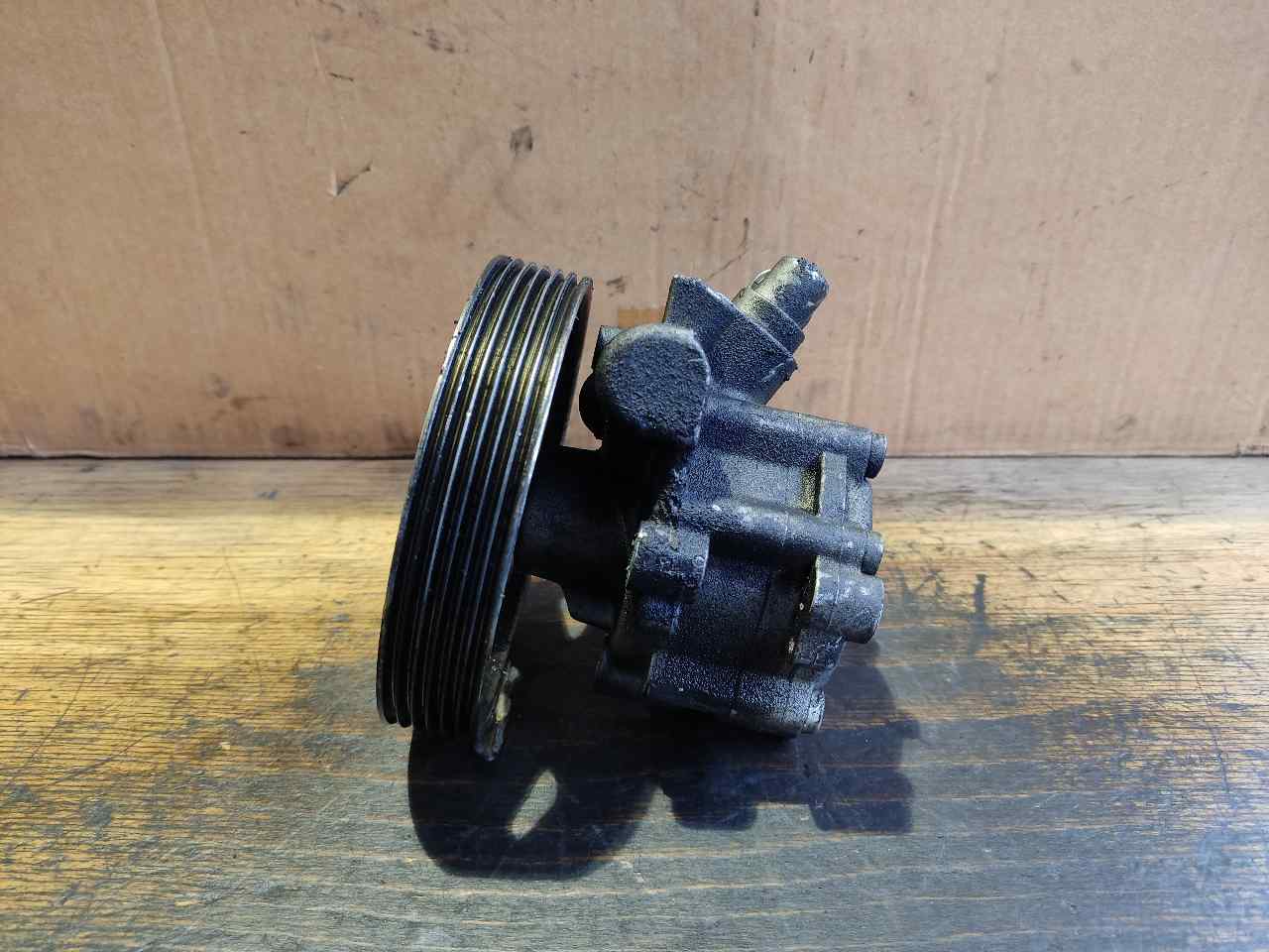 CITROËN C5 1 generation (2001-2008) Power Steering Pump 9636086680 24920745