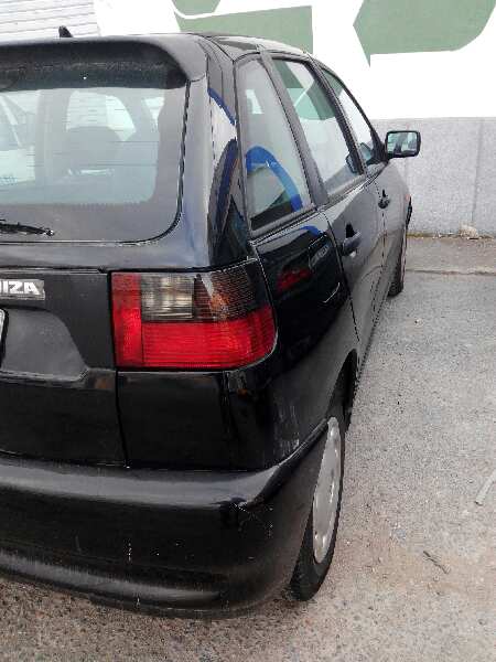 SEAT Ibiza 2 generation (1993-2002) Váltóáramú generátor 028903025 24885731