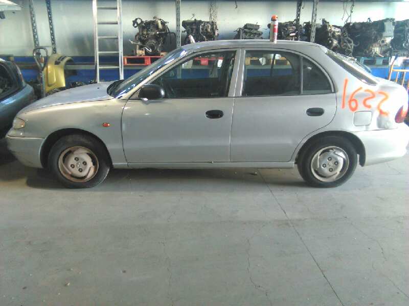 HYUNDAI Accent X3 (1994-2000) Priekinis kairys posūkio žibintas ESTANTERÍA33 24898536