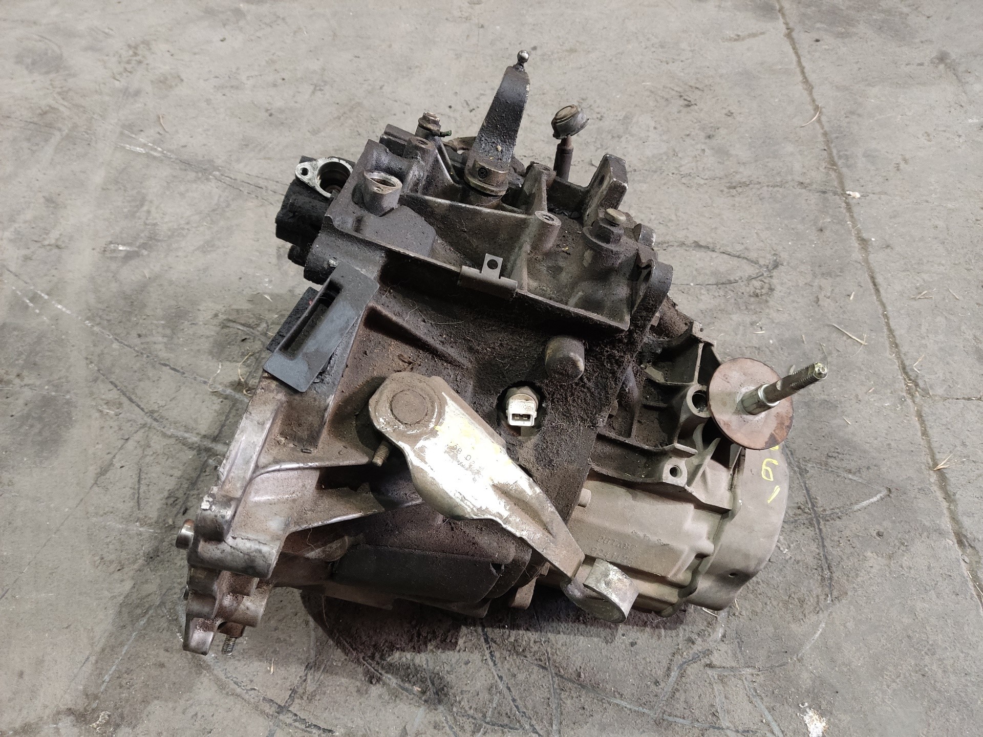 CITROËN Xsara 1 generation (1997-2004) Gearbox 20TA87 23015720