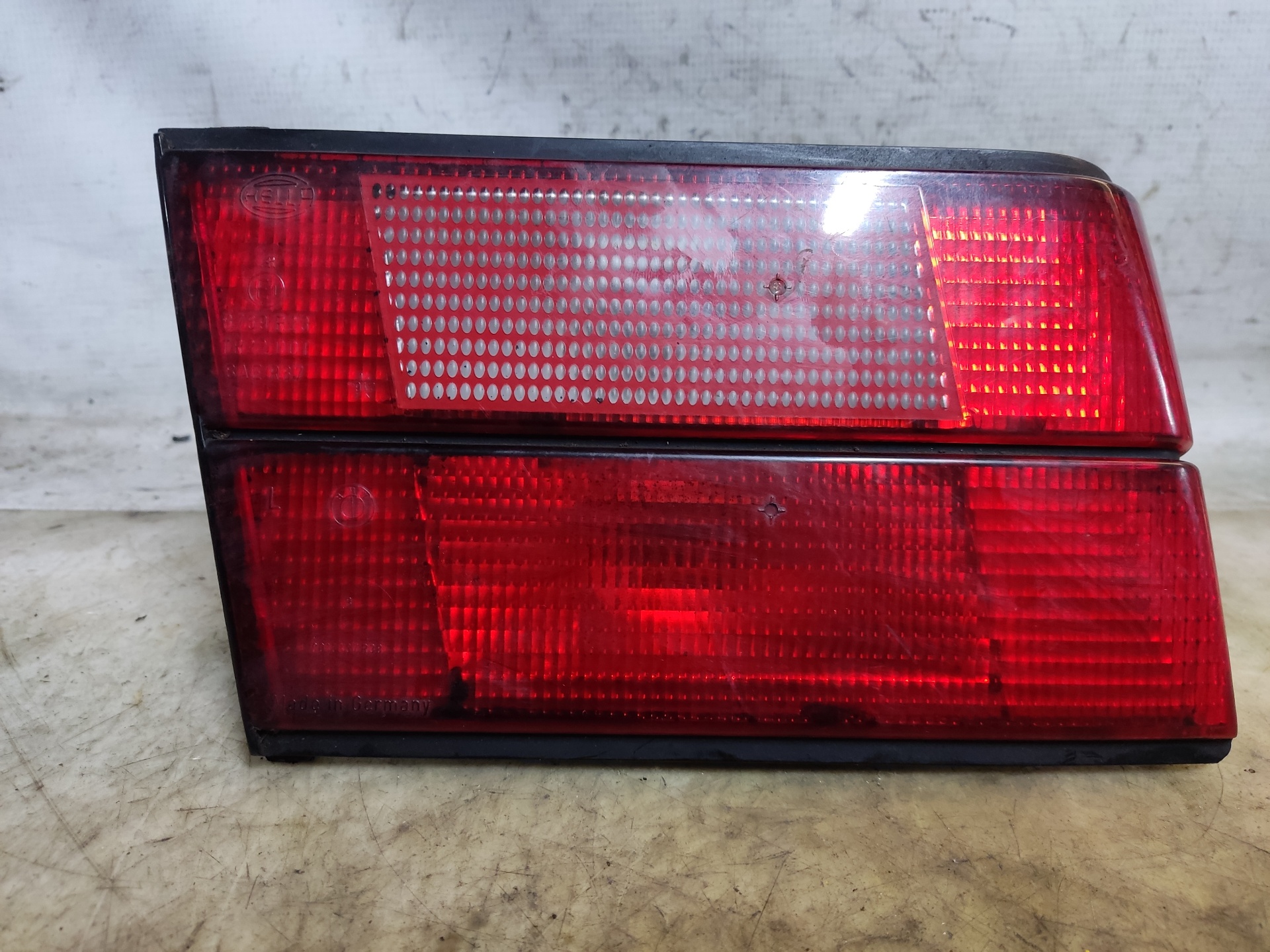 BMW 5 Series E34 (1988-1996) Rear Left Taillight 24897537