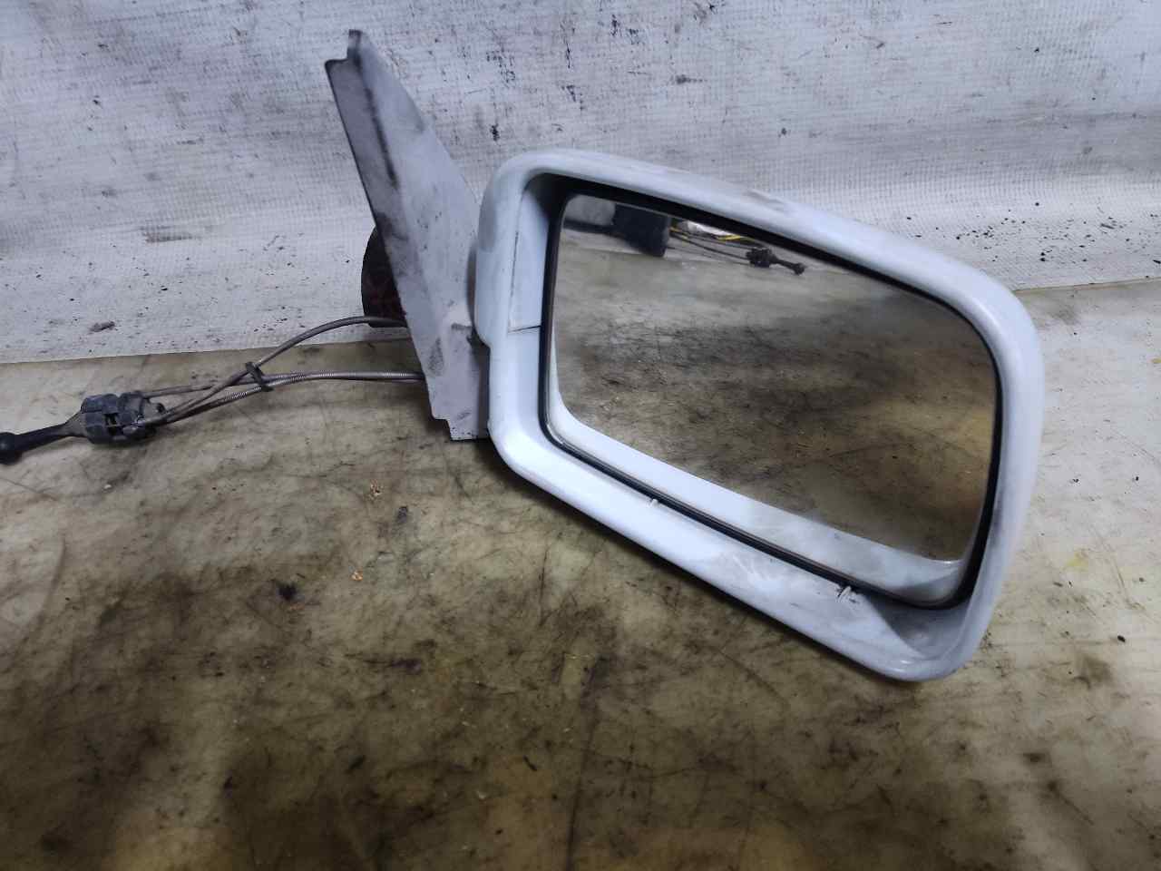 RENAULT Right Side Wing Mirror 24900546