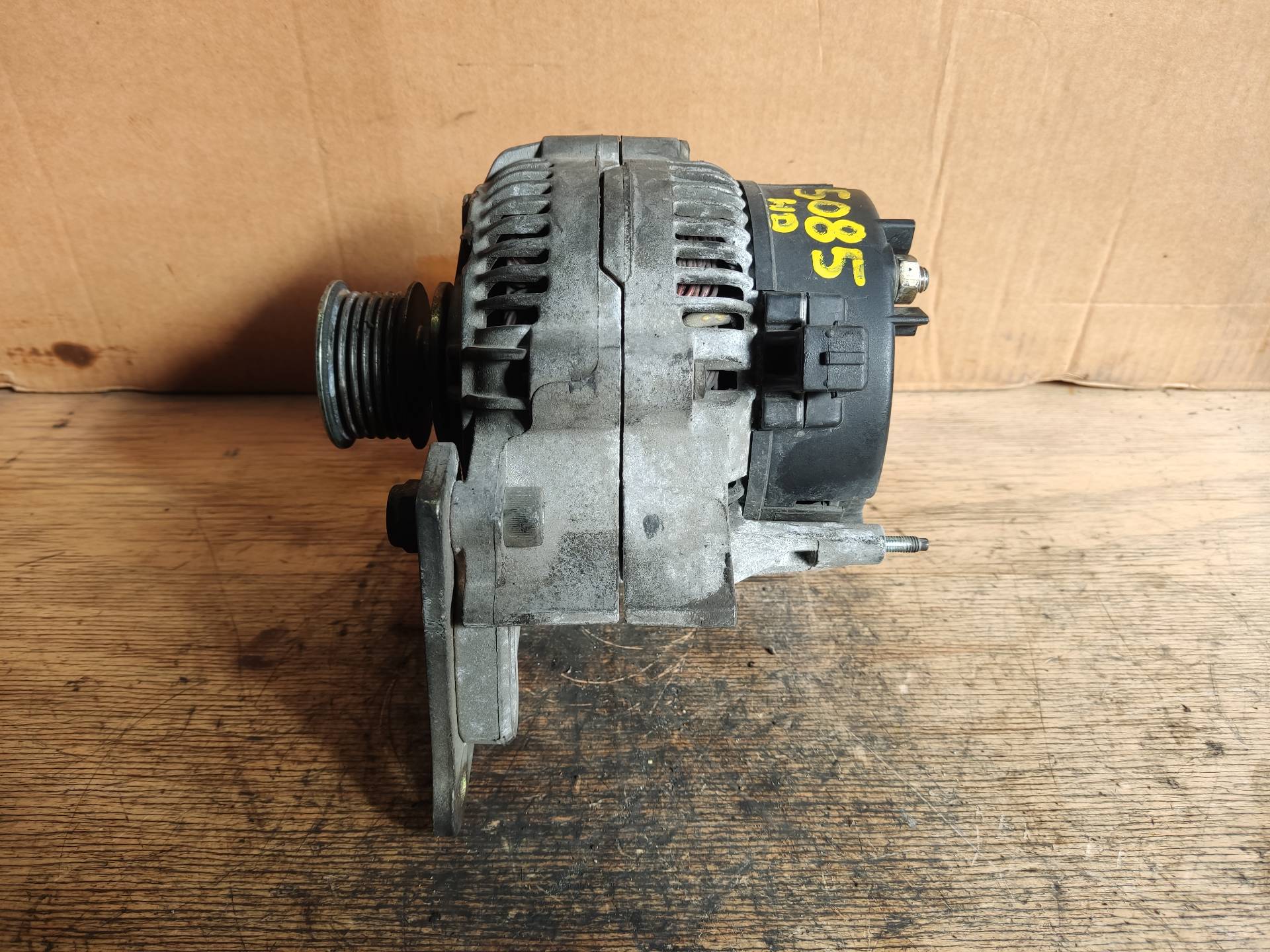 VOLKSWAGEN Golf 3 generation (1991-1998) Alternator 0123315001 24894316