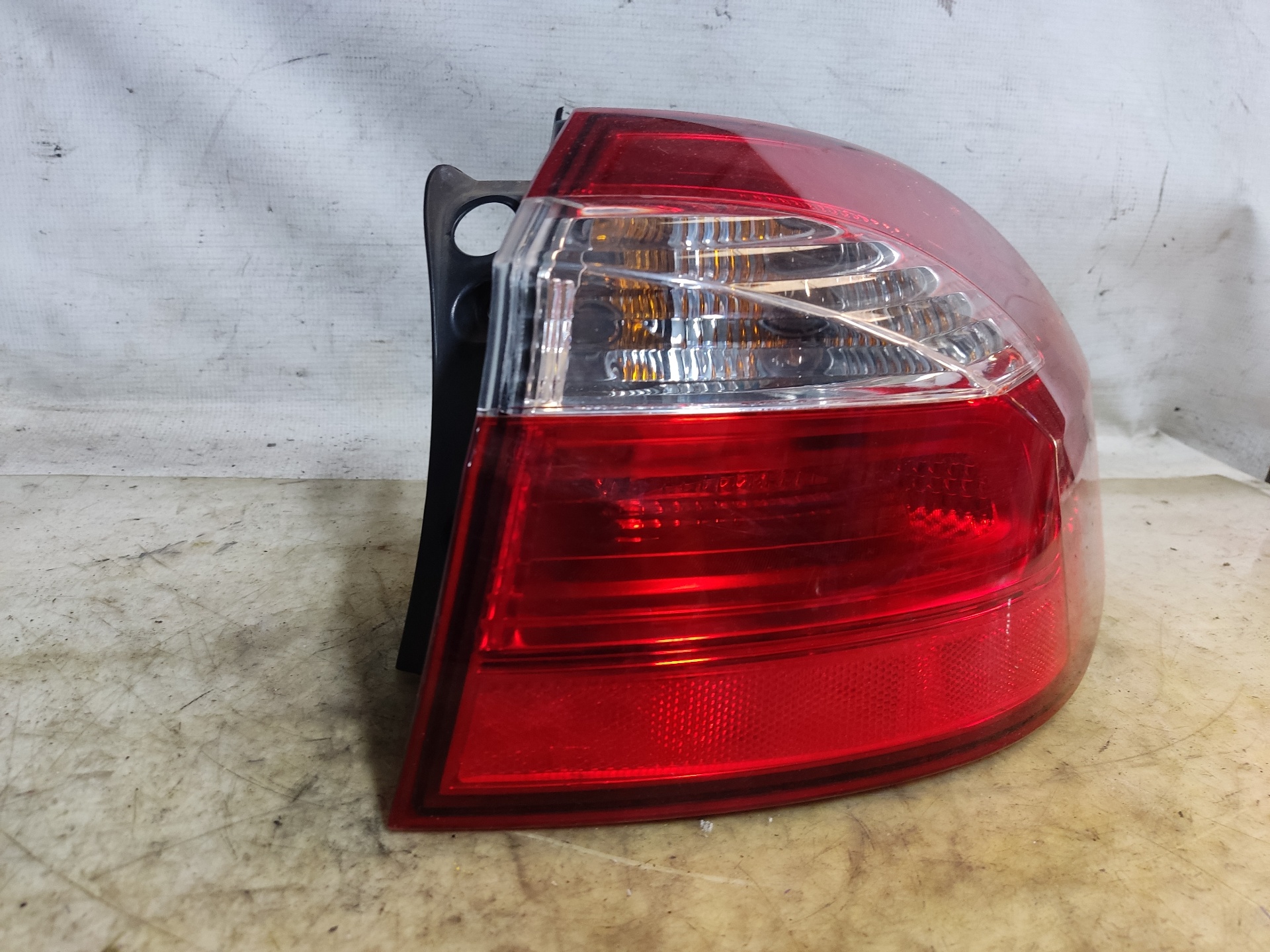 KIA Rio 3 generation (2011-2017) Rear Right Taillight Lamp 92402-1W2R 24899519
