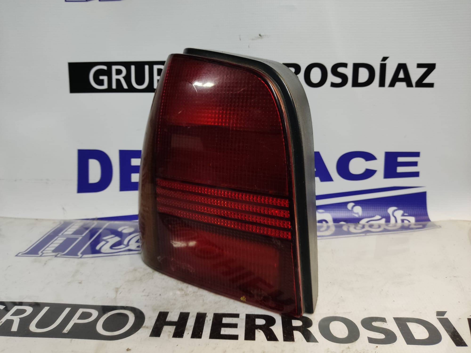 VOLKSWAGEN Polo 3 generation (1994-2002) Rear Left Taillight ESTANTERÍA14 24892249