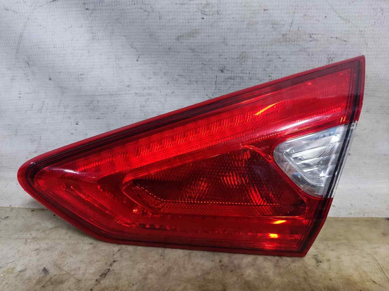 NISSAN Pulsar C13 (2014-2018) Rear Right Taillight Lamp ESTANTERÍA19 24900361