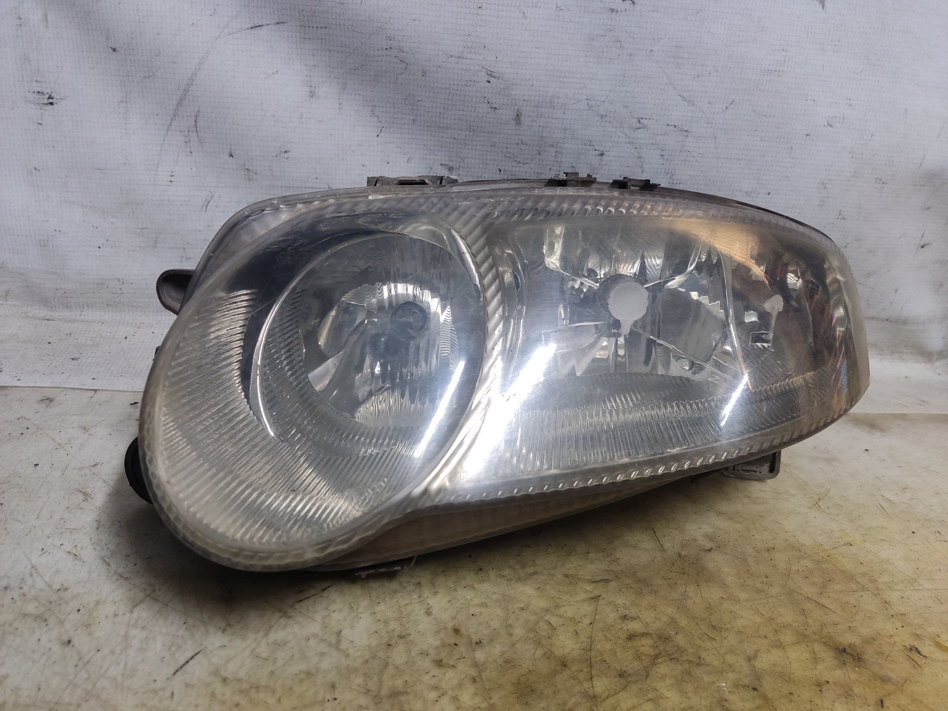 ALFA ROMEO 147 2 generation (2004-2010) Front Left Headlight 468261960 24898700