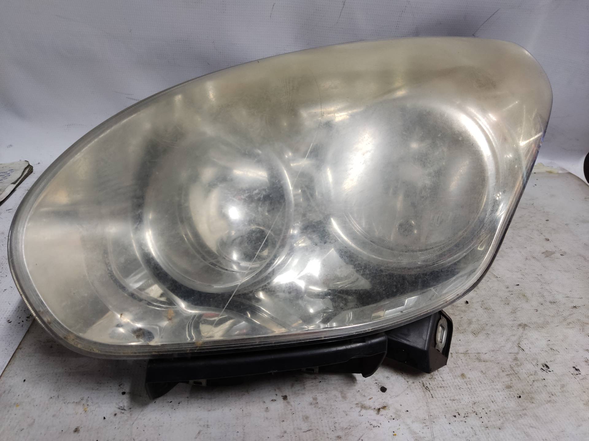 OPEL Combo D (2011-2020) Front Left Headlight ESTANTERÍA3 24893599