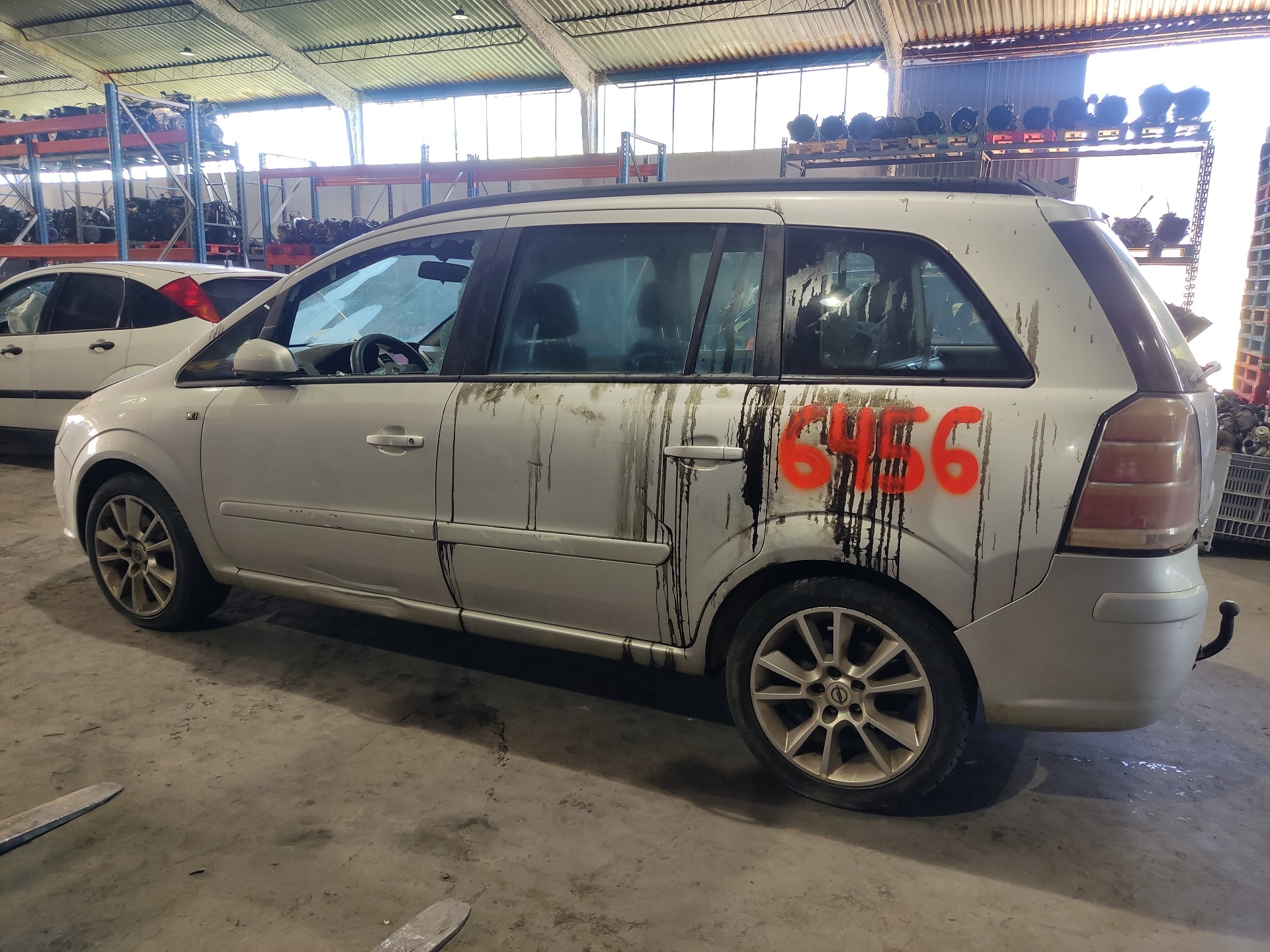 OPEL Zafira B (2005-2010) Bal első ködlámpa ESTANTERÍA2 24895143