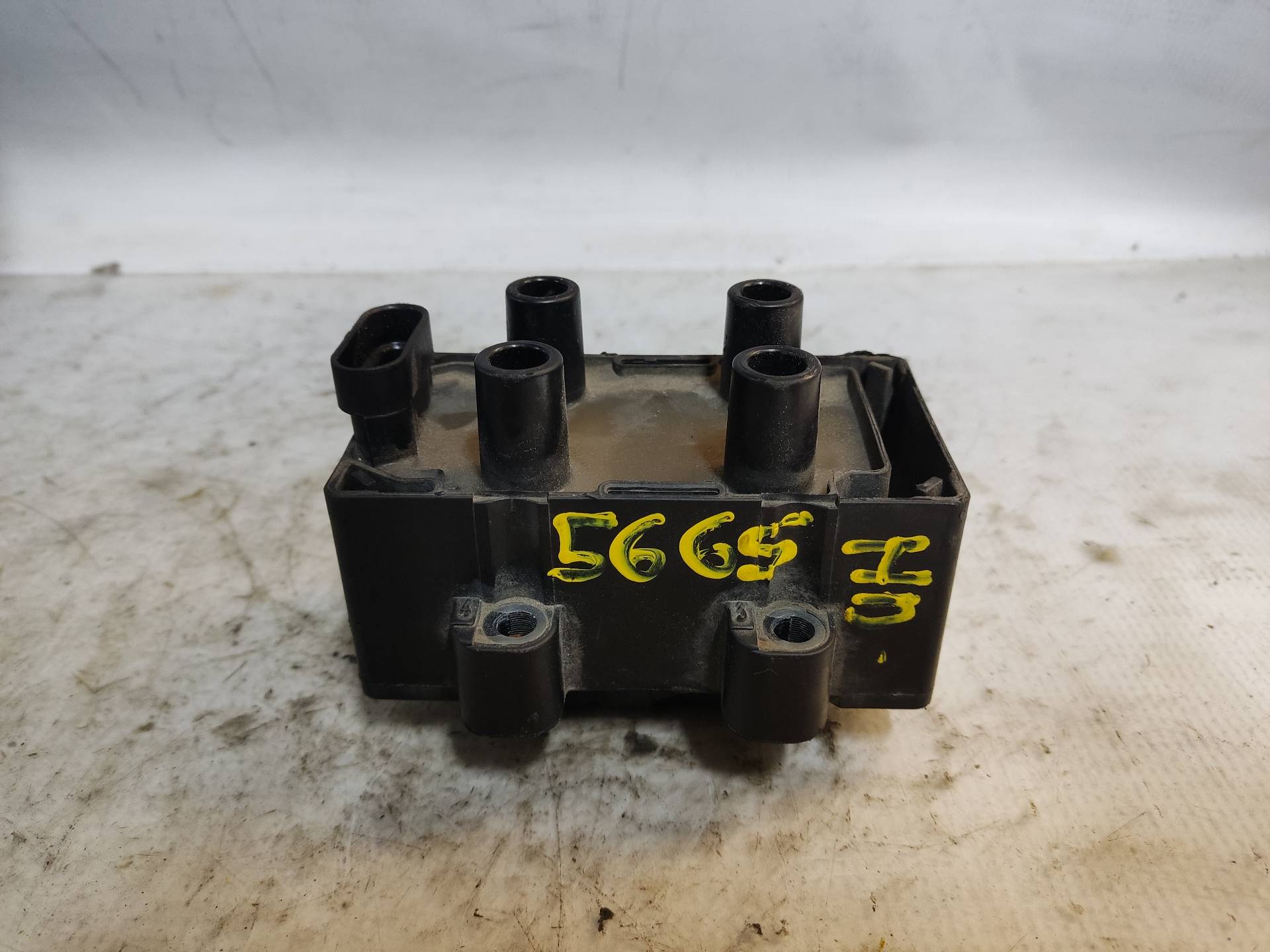 RENAULT Clio 3 generation (2005-2012) High Voltage Ignition Coil ESTANTERÍA105 24891722