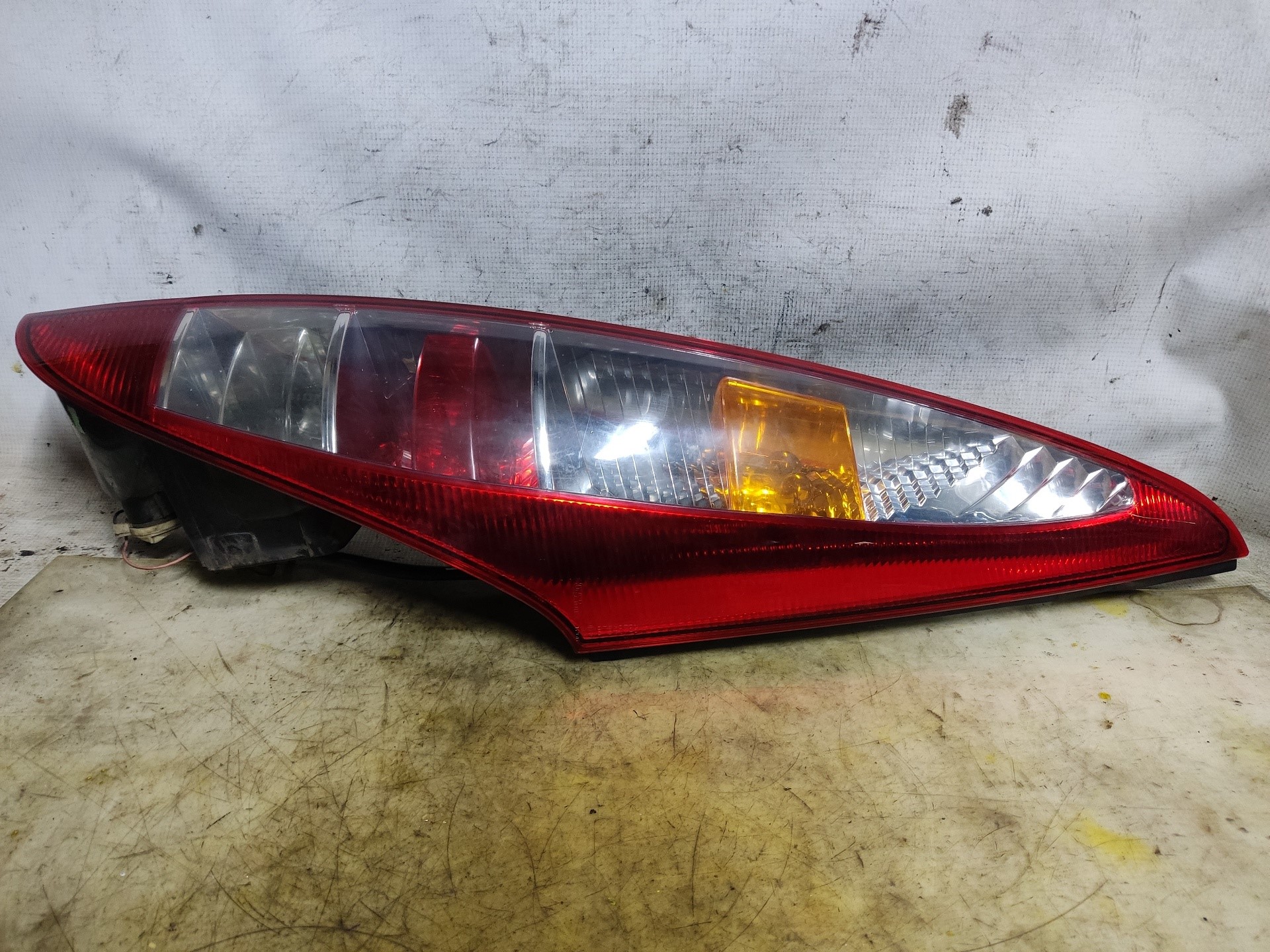 FIAT Ulysse 2 generation (2002-2010) Rear Right Taillight Lamp 2553 24901901