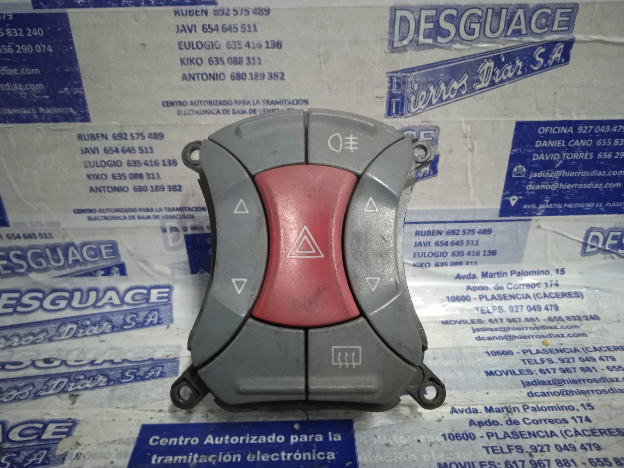 FIAT Doblo 1 generation (2001-2017) Hazard button ESTANTERÍA49 24889958