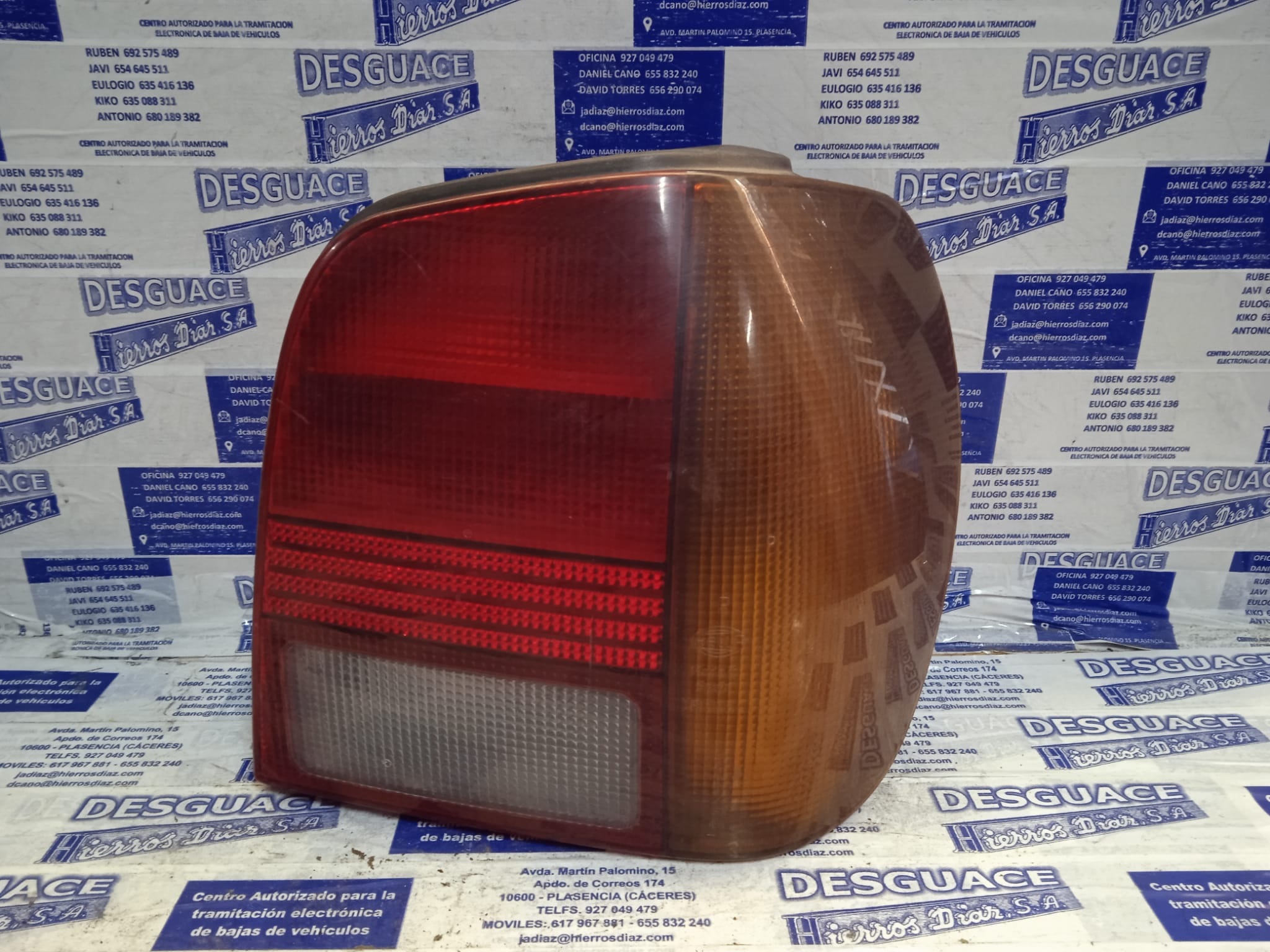 VOLKSWAGEN Polo 3 generation (1994-2002) Rear Right Taillight Lamp ESTANTERÍA15 24889667