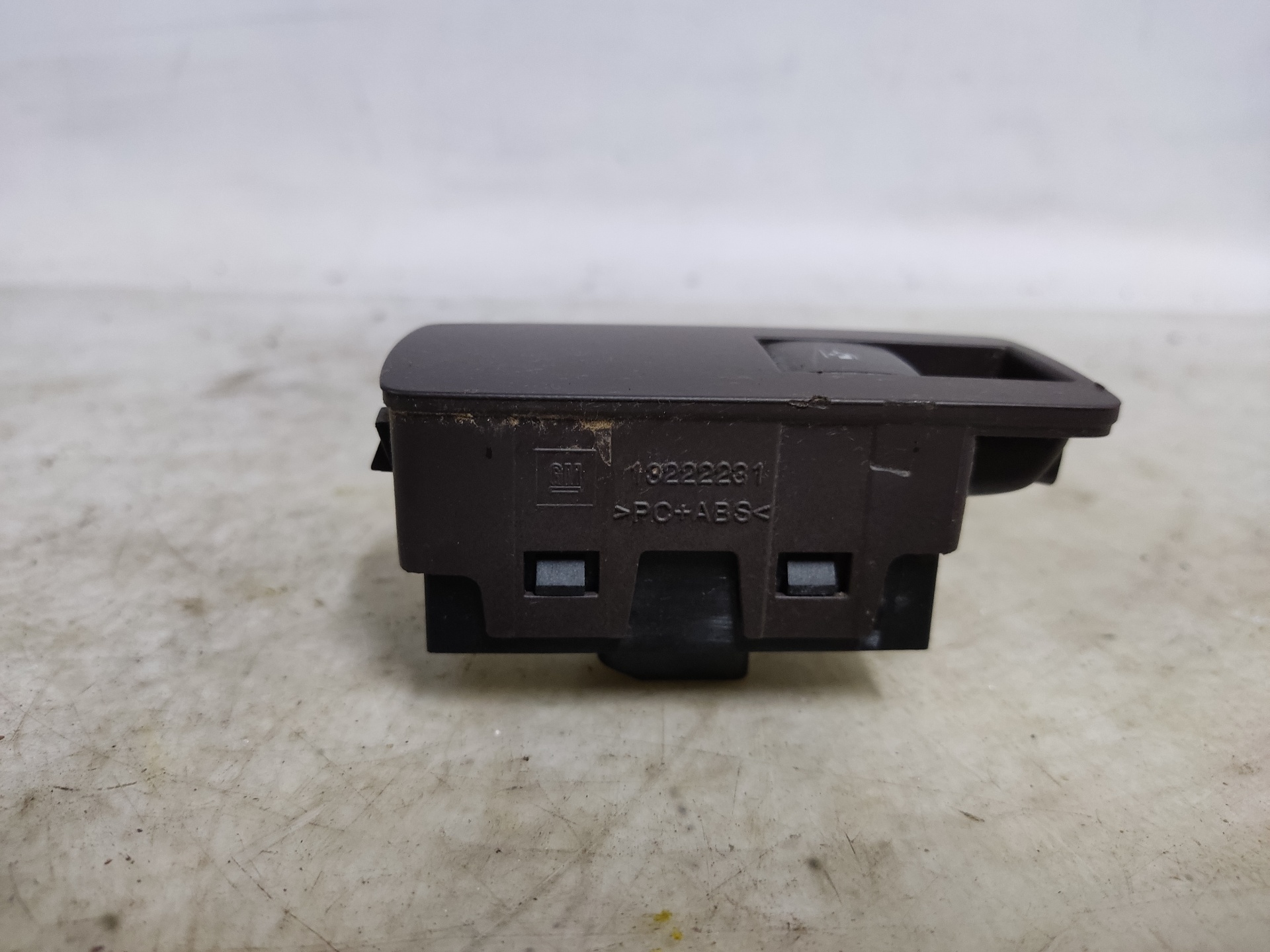 OPEL Rear Right Door Window Control Switch ESTANTERÍA95 24894504