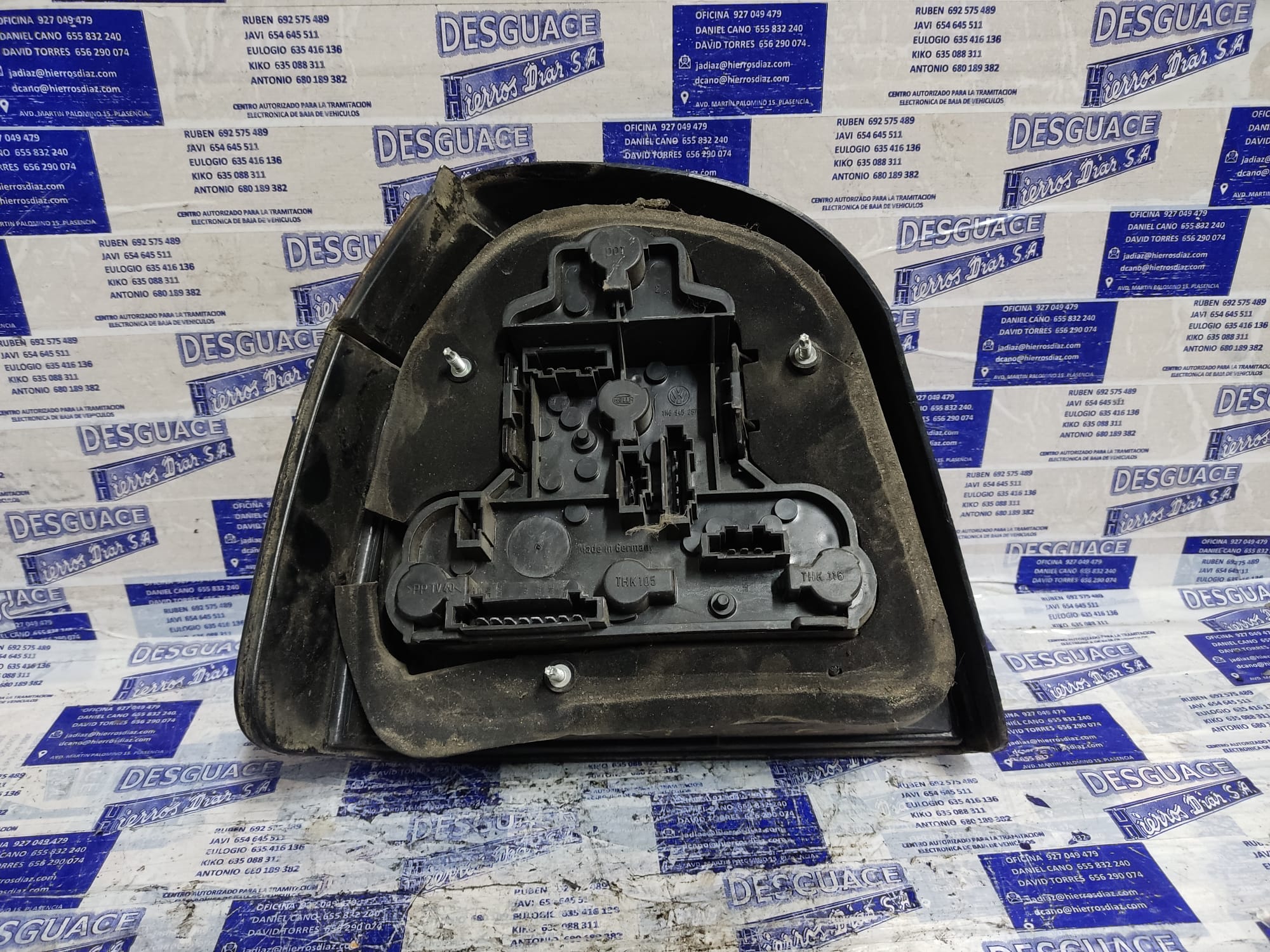 VOLKSWAGEN Golf 3 generation (1991-1998) Feu arrière droit ESTANTERÍA14 24892508