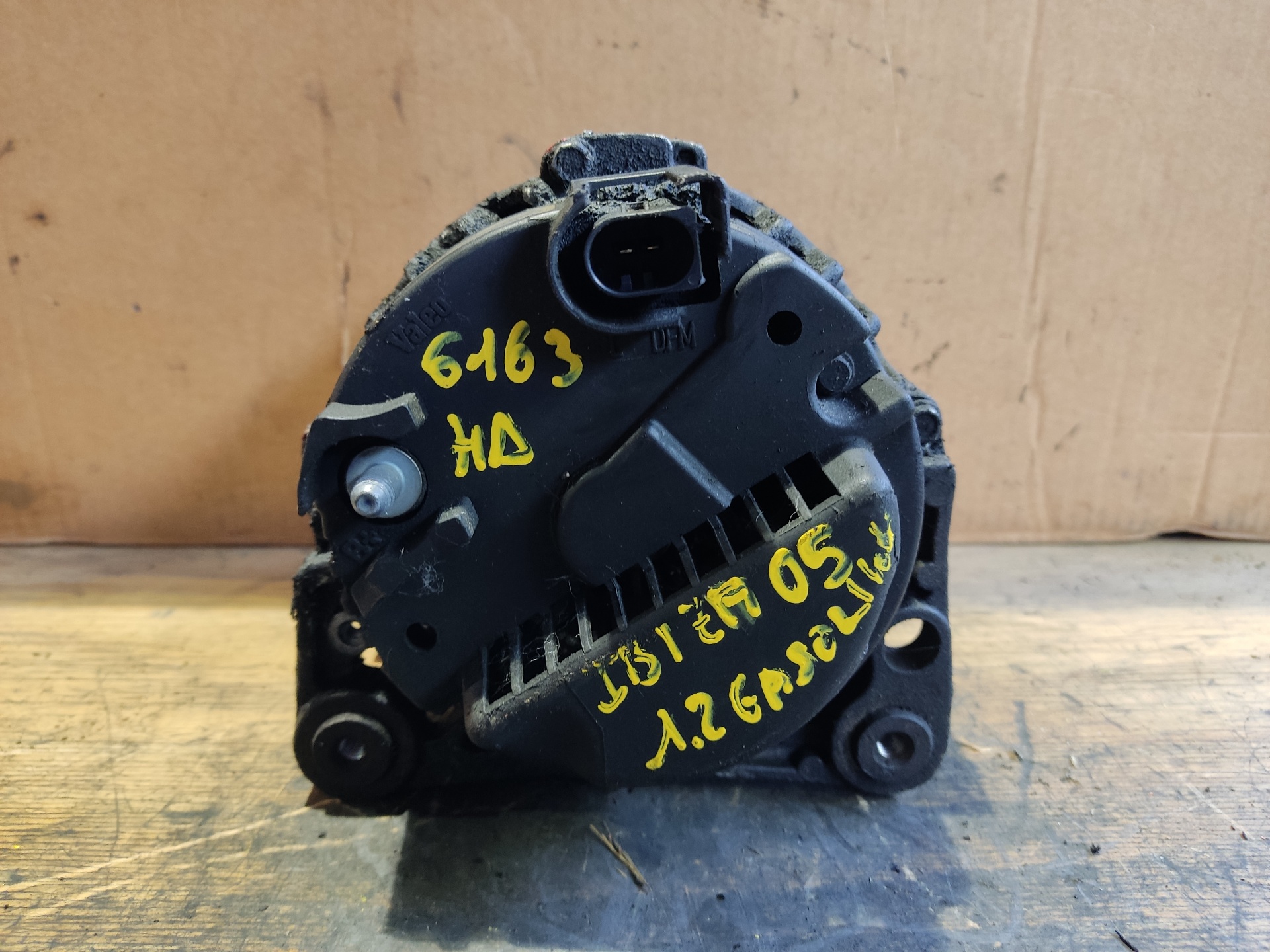 SEAT Ibiza 3 generation (2002-2008) Alternator 03D903025 24894364