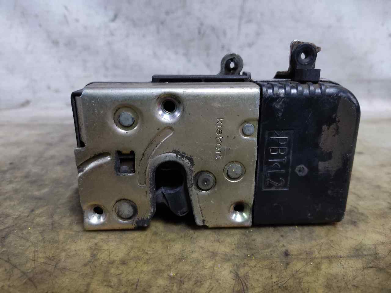 PEUGEOT 406 1 generation (1995-2004) Front Left Door Lock 24899309