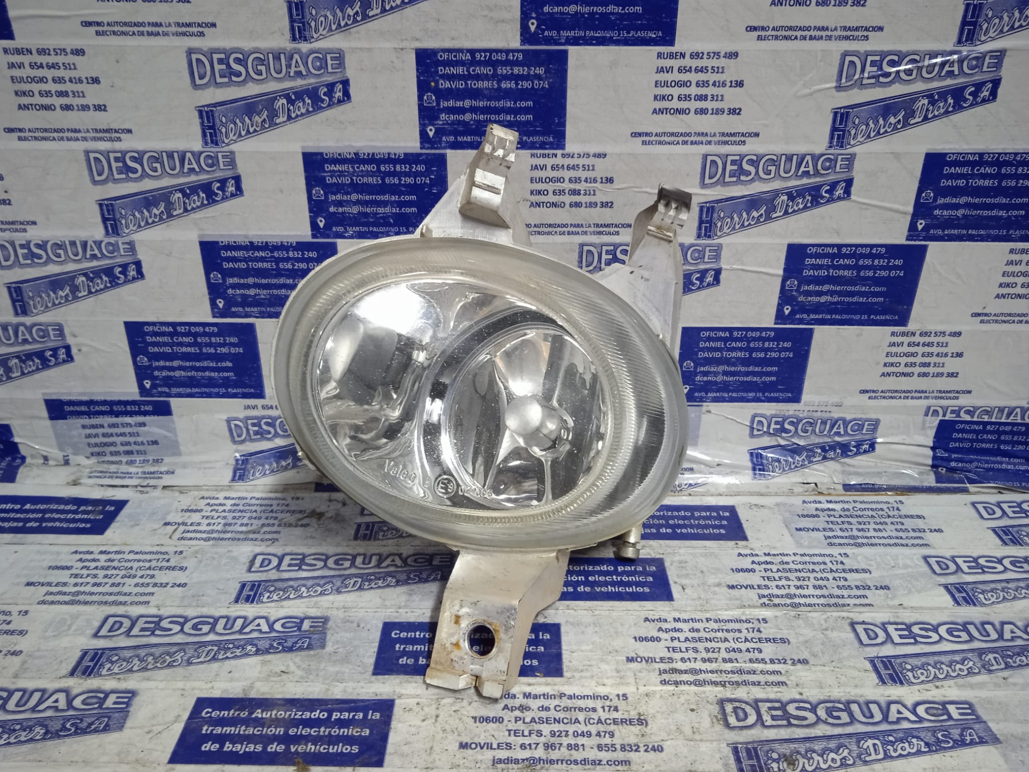 PEUGEOT 206 1 generation (1998-2009) Front Left Fog Light ESTANTERÍA25 24885221