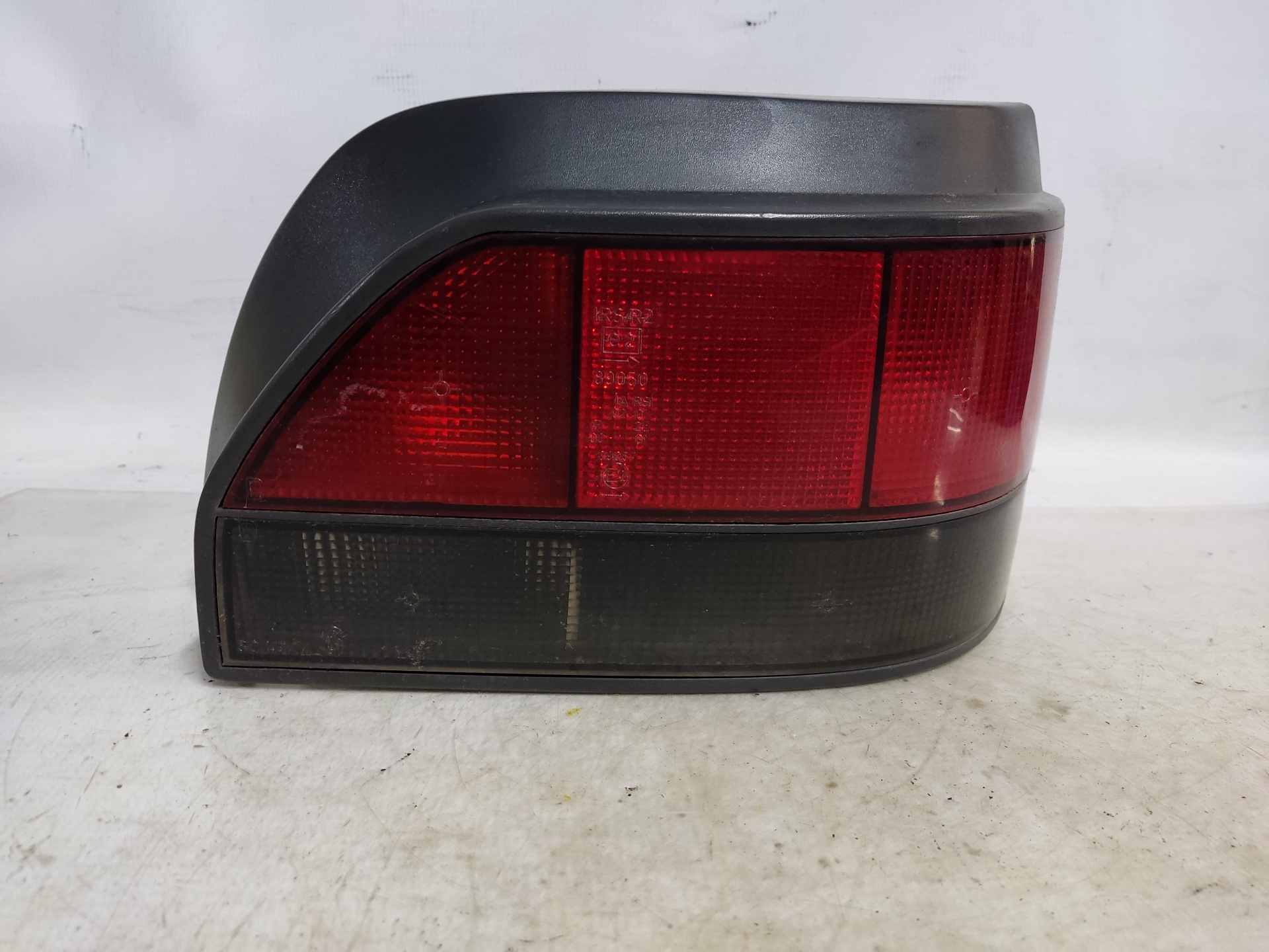 RENAULT Clio 1 generation (1990-1998) Rear Right Taillight Lamp ESTANTERÍA21 24894421