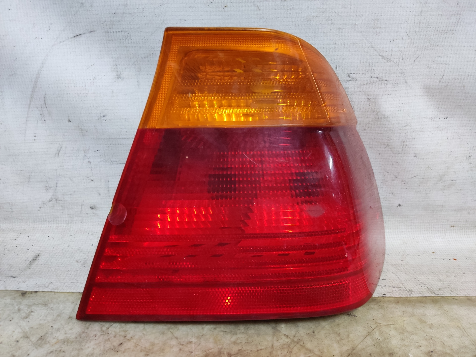 BMW 3 Series E46 (1997-2006) Pravé zadné svetlo 8364922 24898320