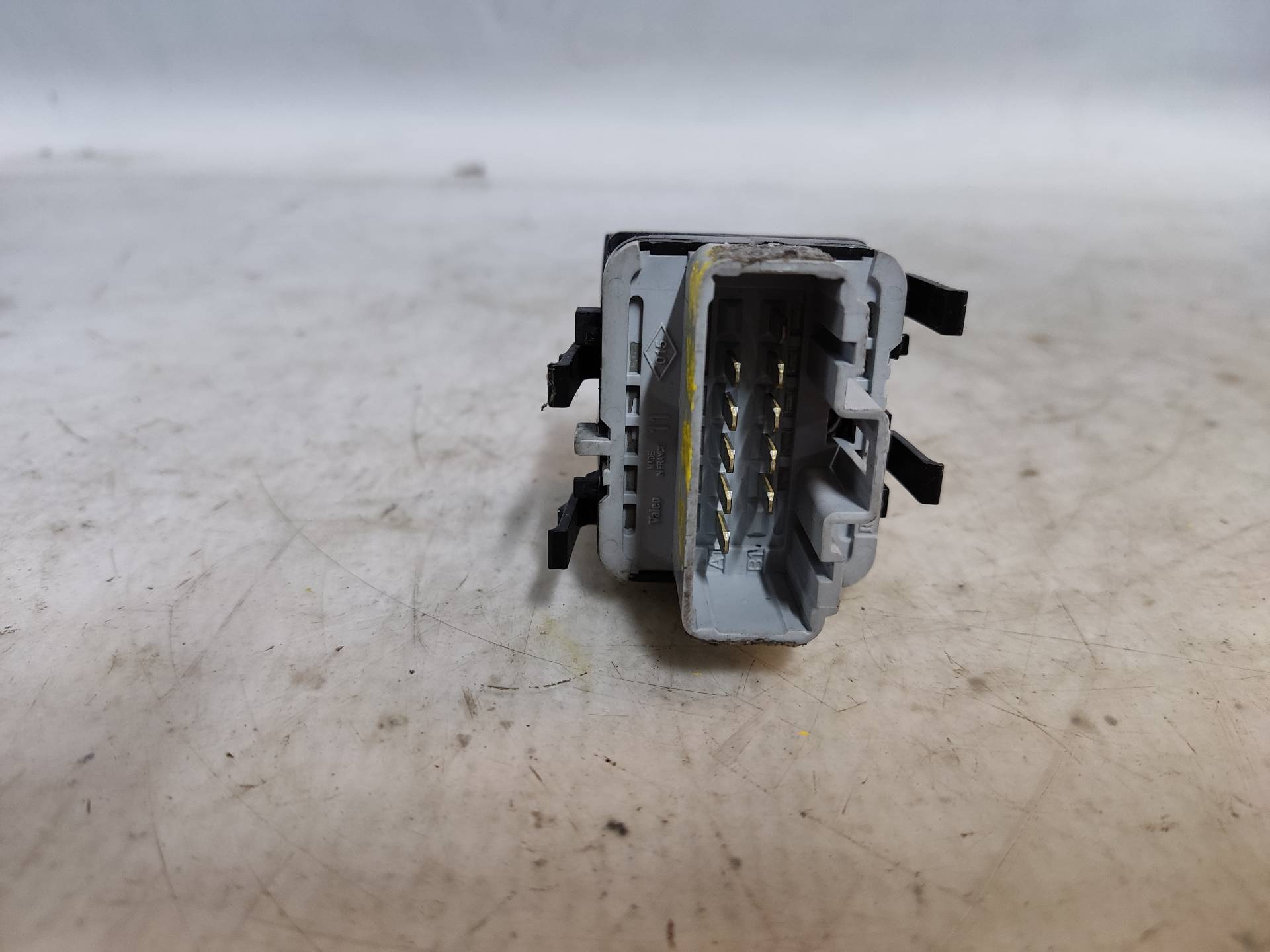 RENAULT Megane 2 generation (2002-2012) Front Left Door Window Switch ESTANTERÍA54 24894274