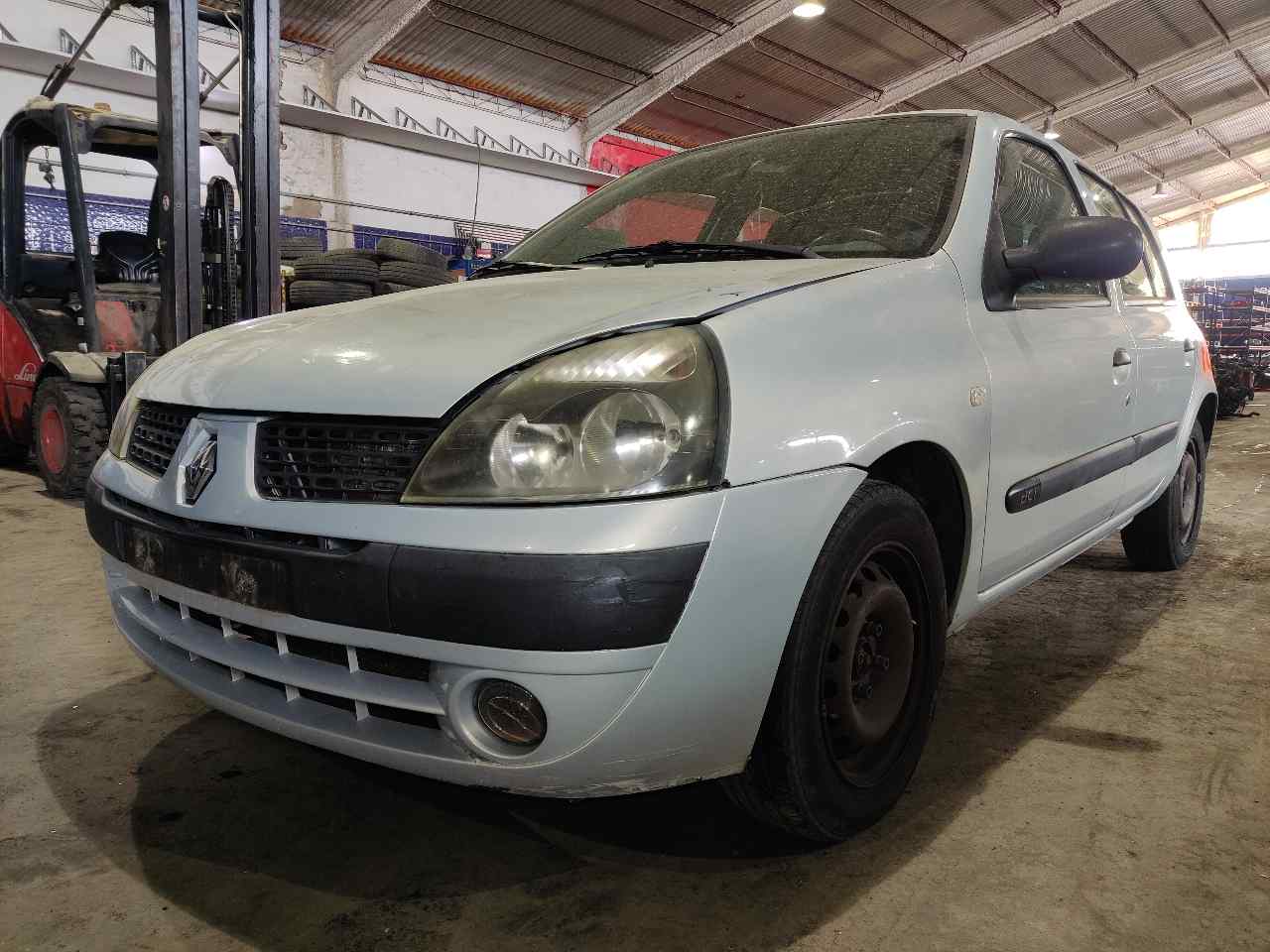 RENAULT LS 4 generation (2006-2020) Противотуманка бампера передняя правая 8200002470 24898678