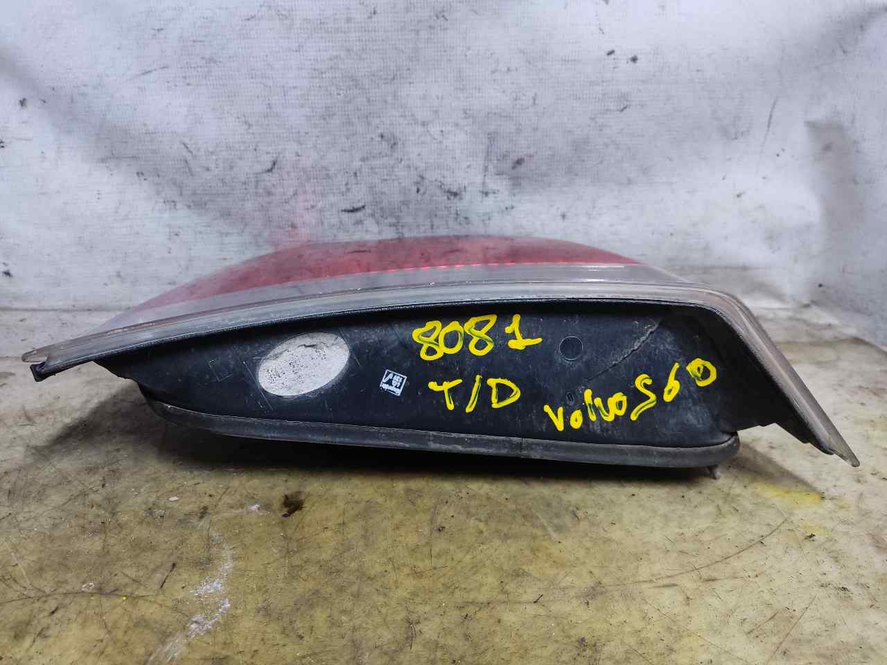 VOLVO S60 1 generation (2000-2009) Фонарь задний правый 160998 24902559
