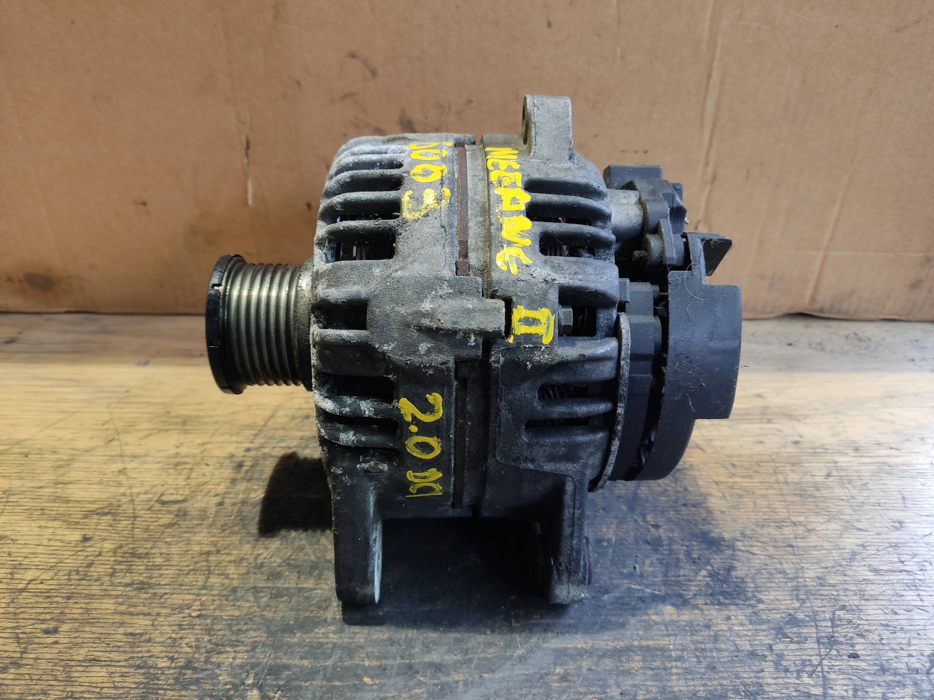 RENAULT Megane 2 generation (2002-2012) Alternator 0124425018 24887382