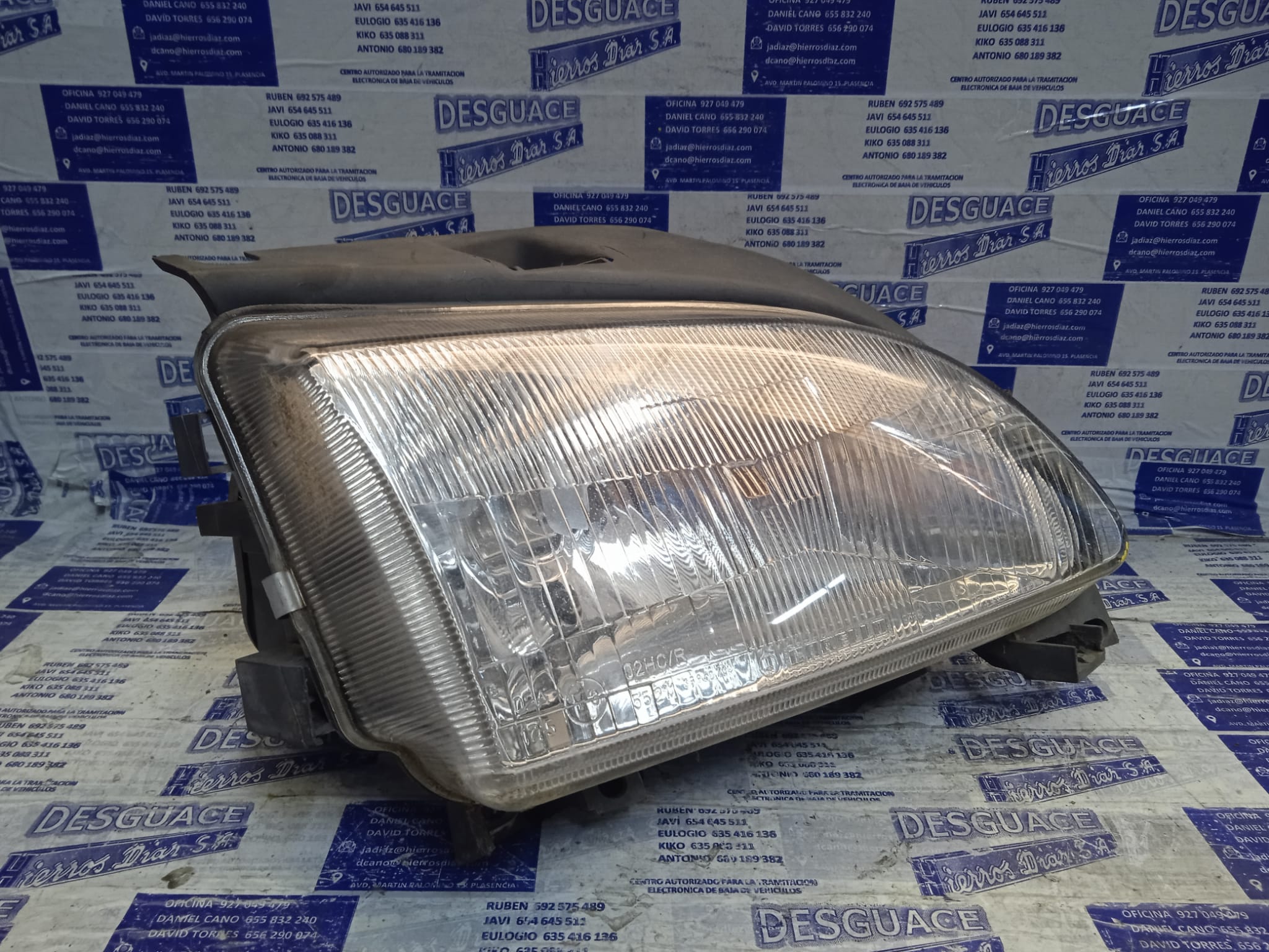 SEAT Arosa 6H (1997-2004) Phare avant droit ESTANTERÍA11 24887145