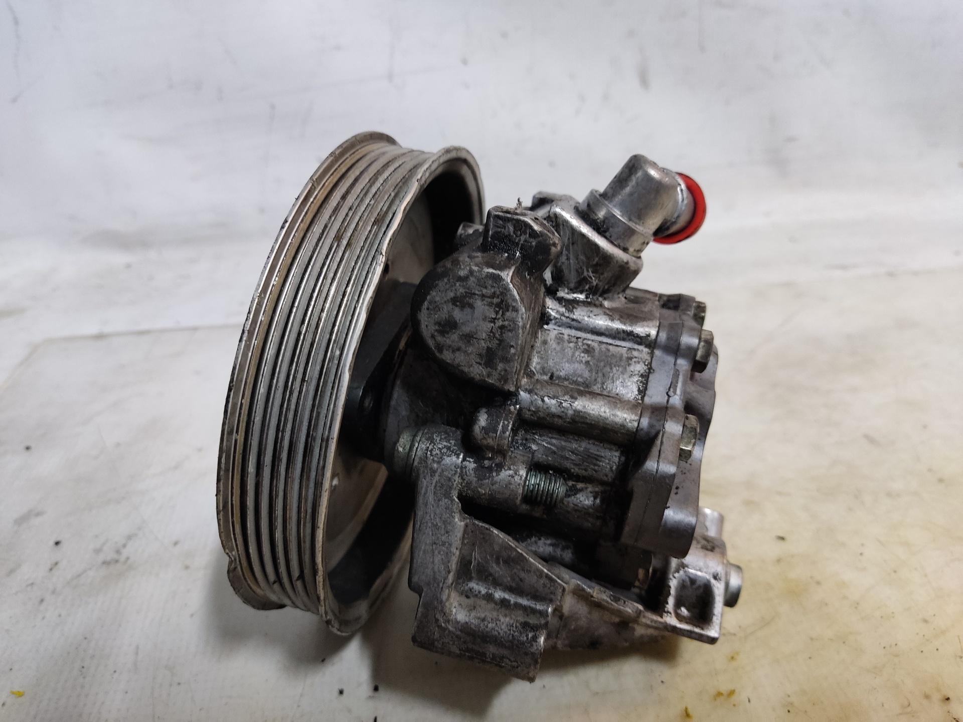 AUDI A6 C6/4F (2004-2011) Power Steering Pump ESTANTERÍA75 24887657