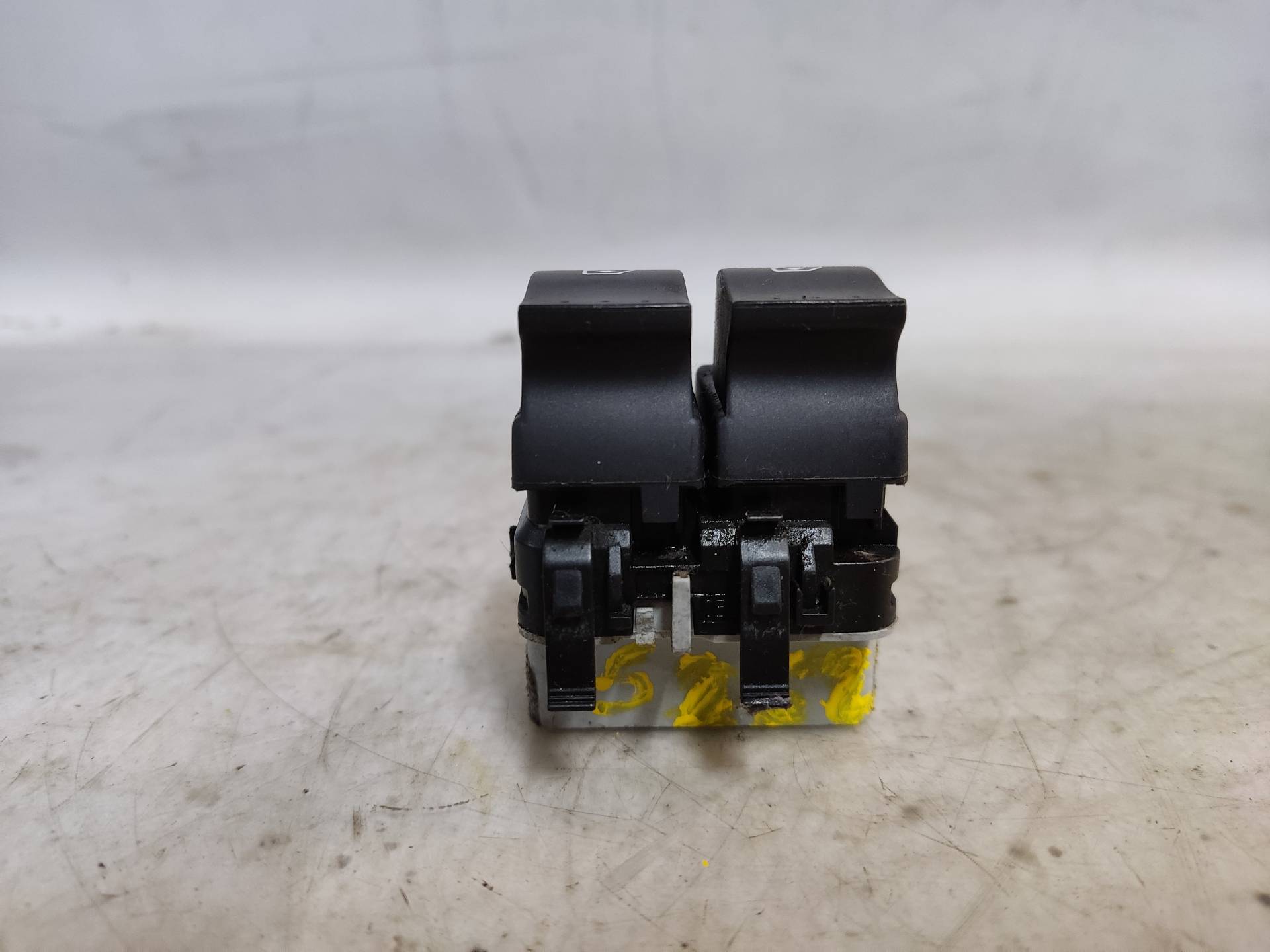 RENAULT Megane 2 generation (2002-2012) Front Left Door Window Switch ESTANTERÍA54 24894274