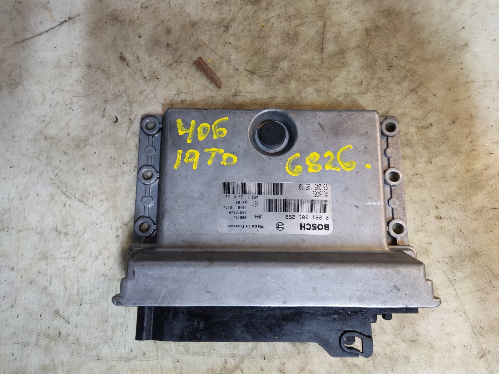 PEUGEOT 406 1 generation (1995-2004) Engine Control Unit ECU 0281001262 24896419