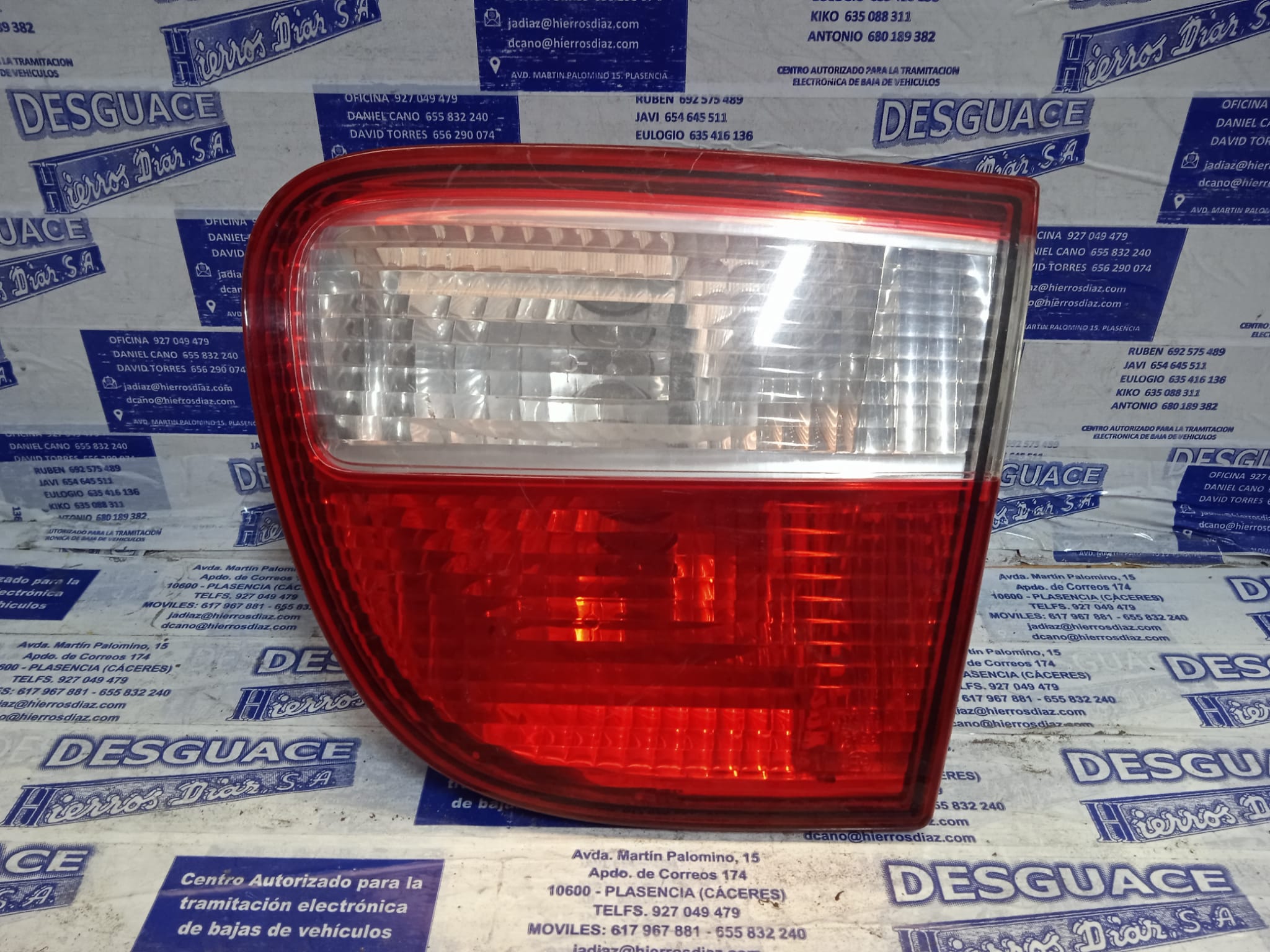 SEAT Leon 1 generation (1999-2005) Rear Right Taillight Lamp ESTANTERÍA11 24888877