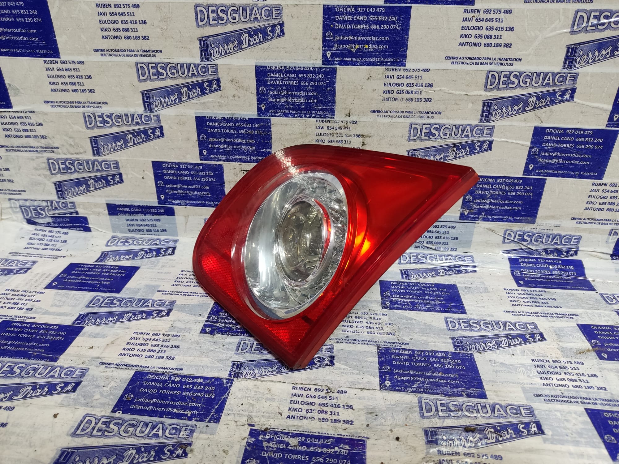 VOLKSWAGEN Passat B6 (2005-2010) Rear Right Taillight Lamp ESTANTERÍA14 24892300