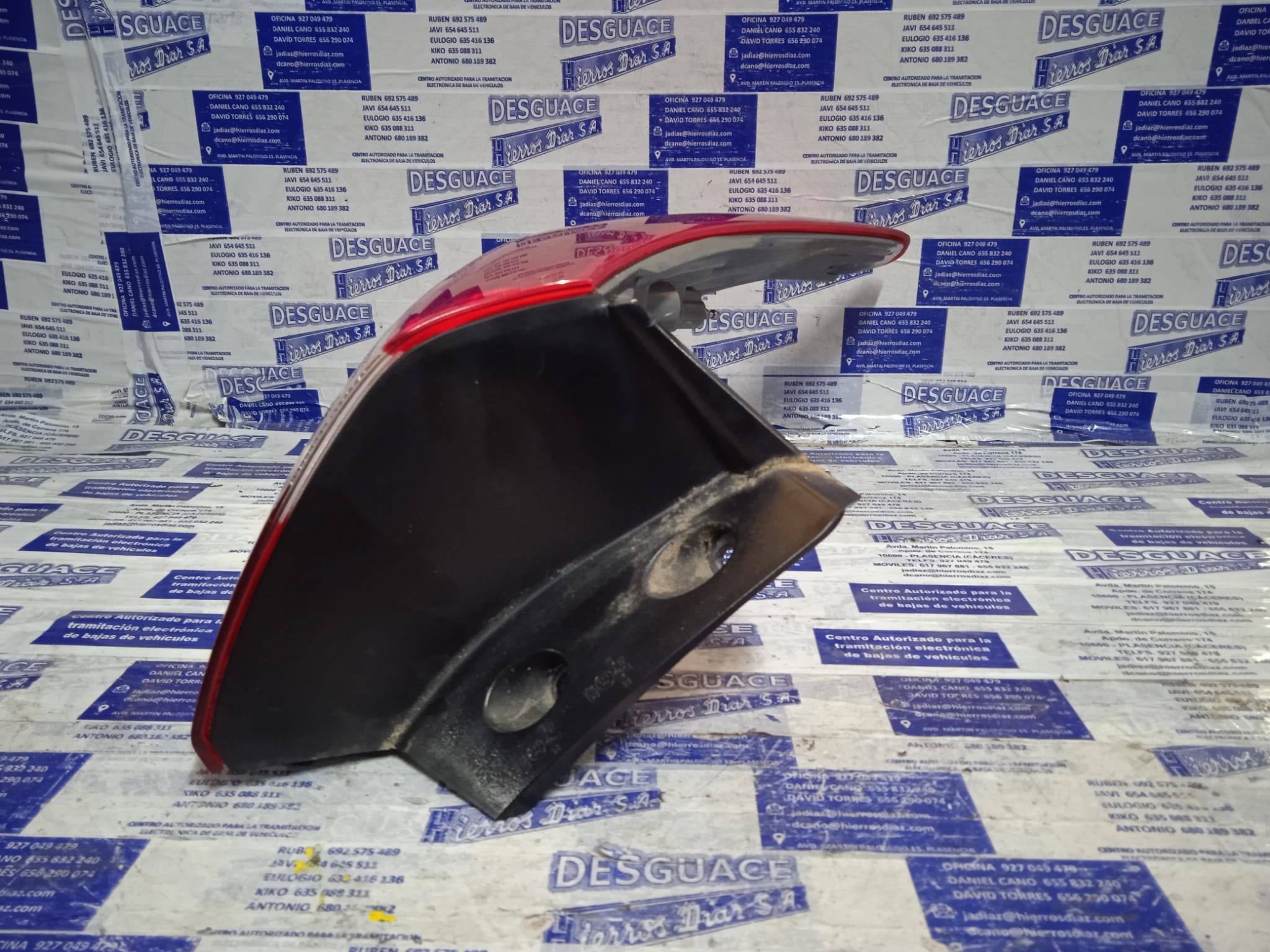 HYUNDAI i30 GD (2 generation) (2012-2017) Galinis kairys žibintas ESTANTERÍA33 24888159