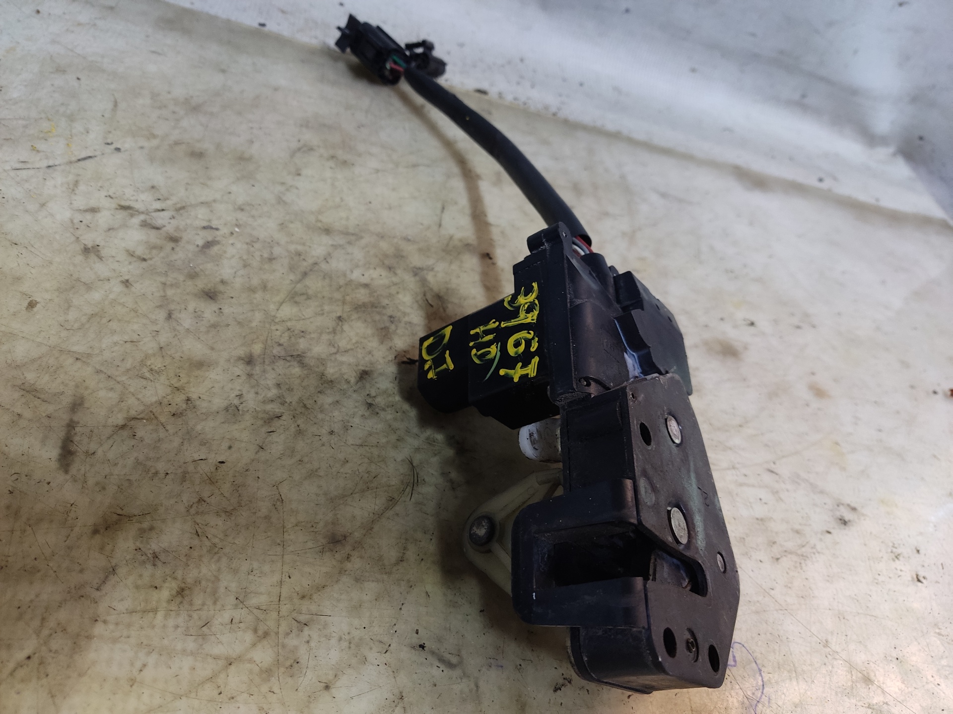 MG Astra J (2009-2020) Front Left Door Lock ESTANTERÍA68 24898317