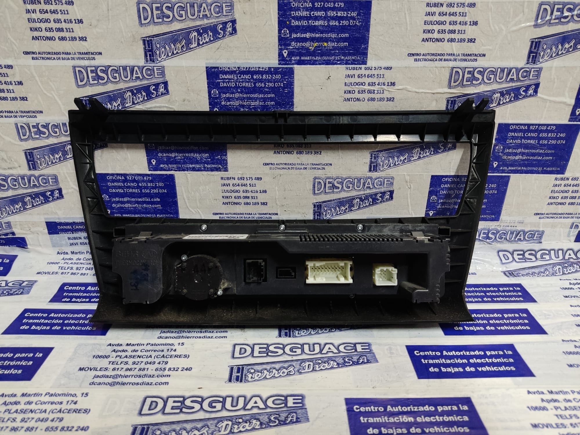 BMW X3 E83 (2003-2010) Climate  Control Unit ESTANTERÍA85 24890025