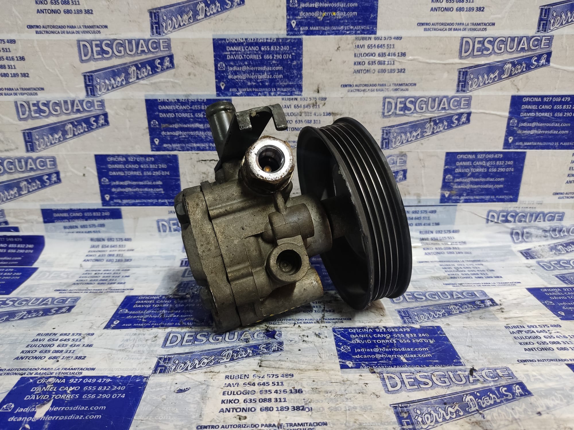 KIA Carnival 2 generation (2006-2010) Power Steering Pump ESTANTERÍA70 24891869