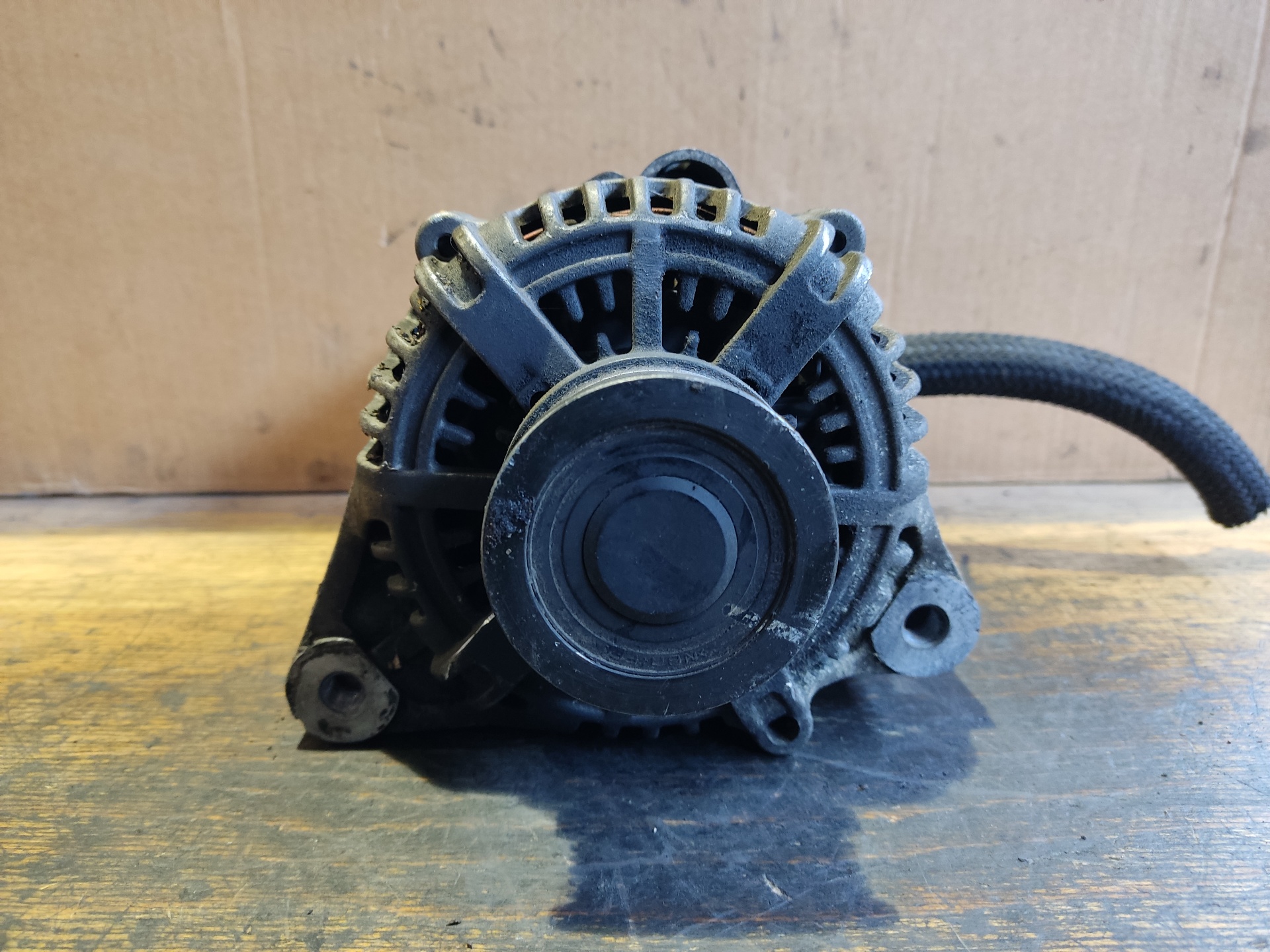 HYUNDAI Santa Fe SM (2000-2013) Alternator 3730027011 24910873