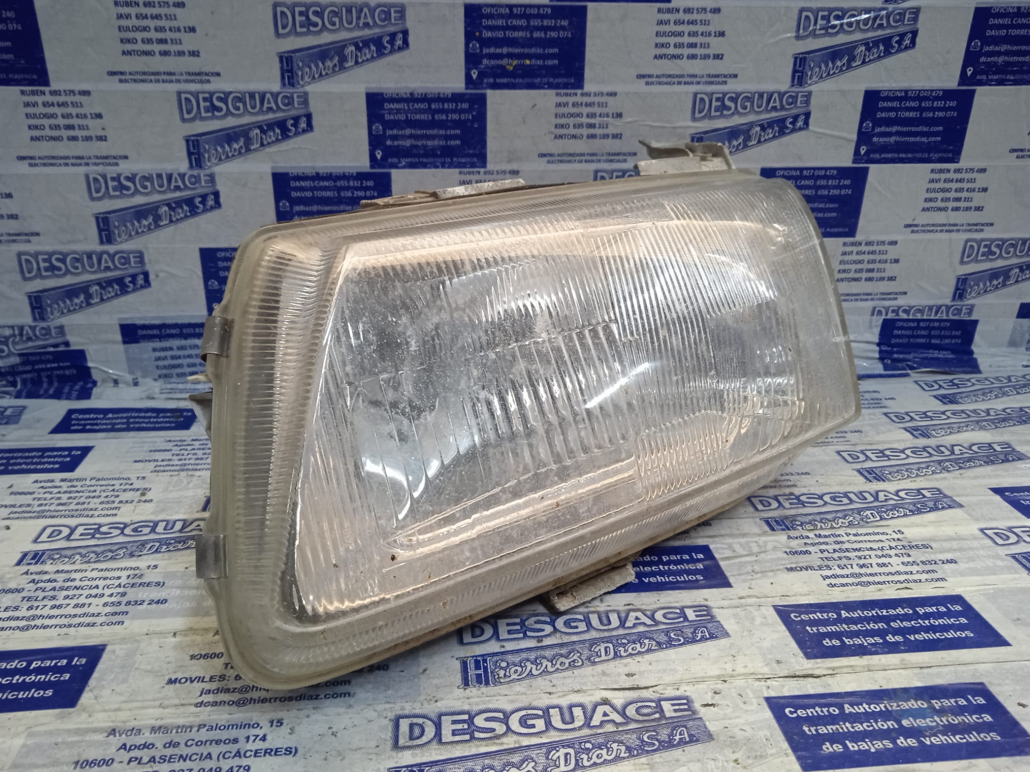 OPEL Astra F (1991-2002) Front Left Headlight ESTANTERÍA3 24889897